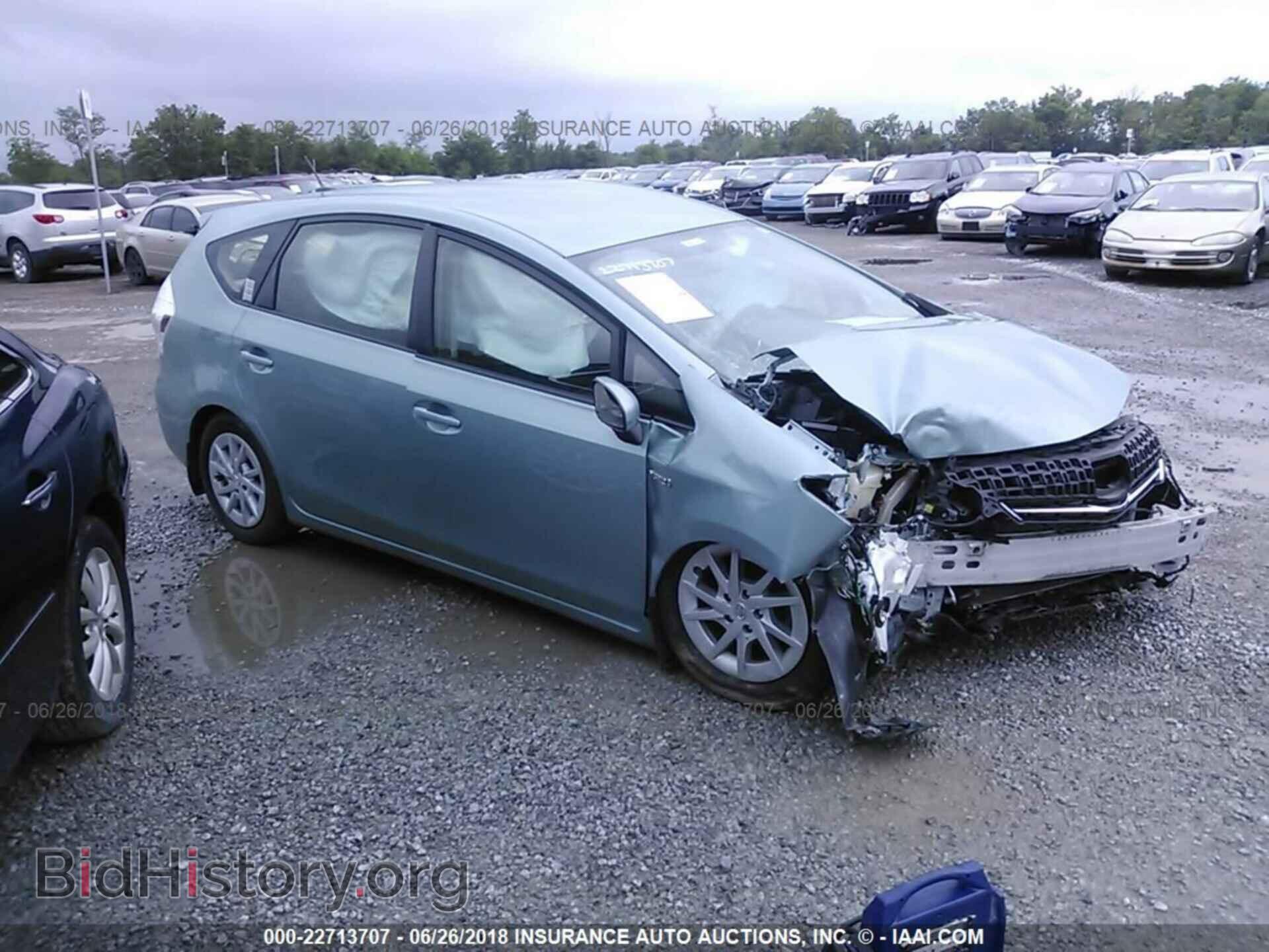 Фотография JTDZN3EU7D3209584 - Toyota Prius v 2013