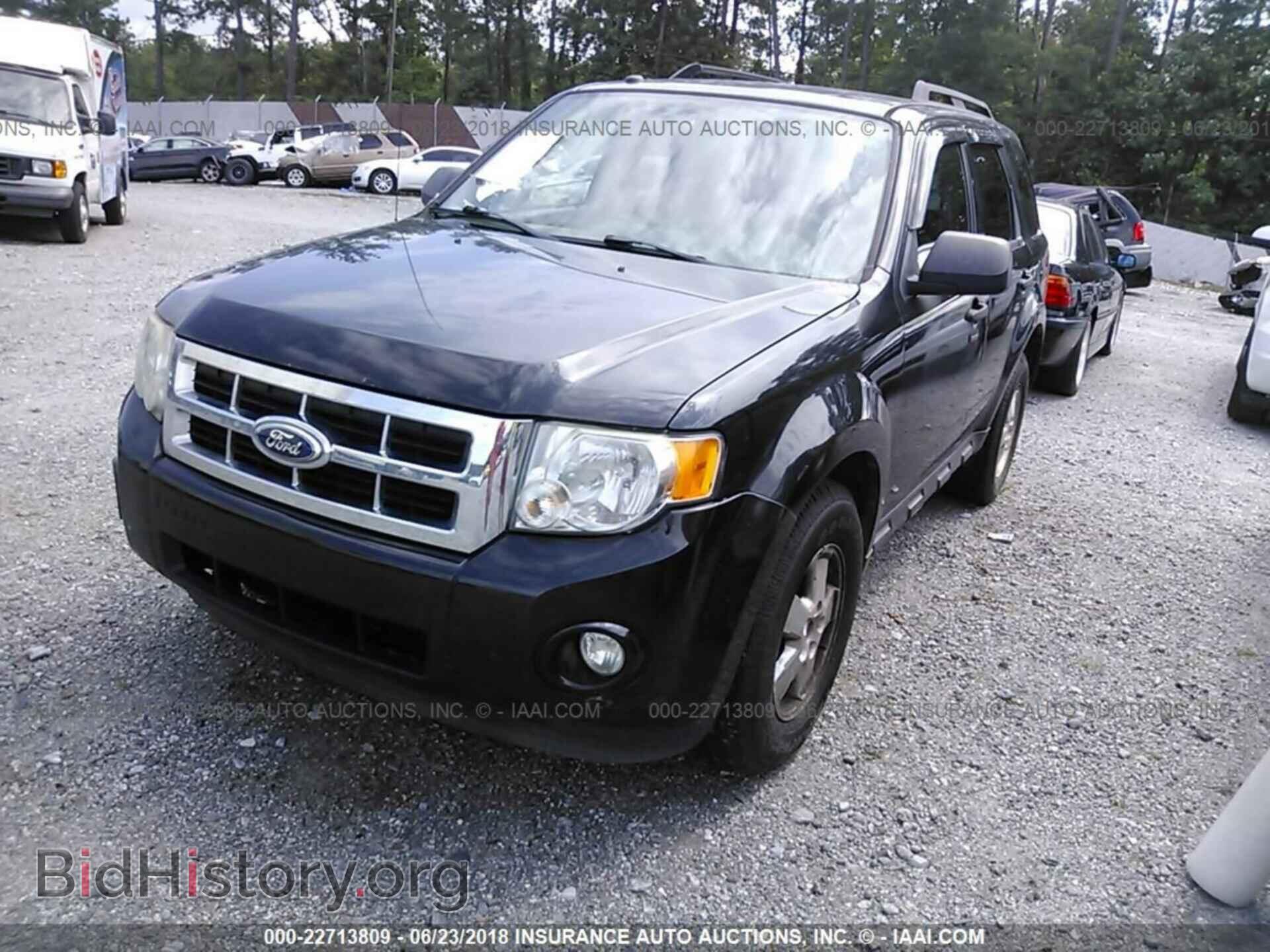 2011 Ford Escape - VIN: 1FMCU9D76BKB74252 - Фото 2