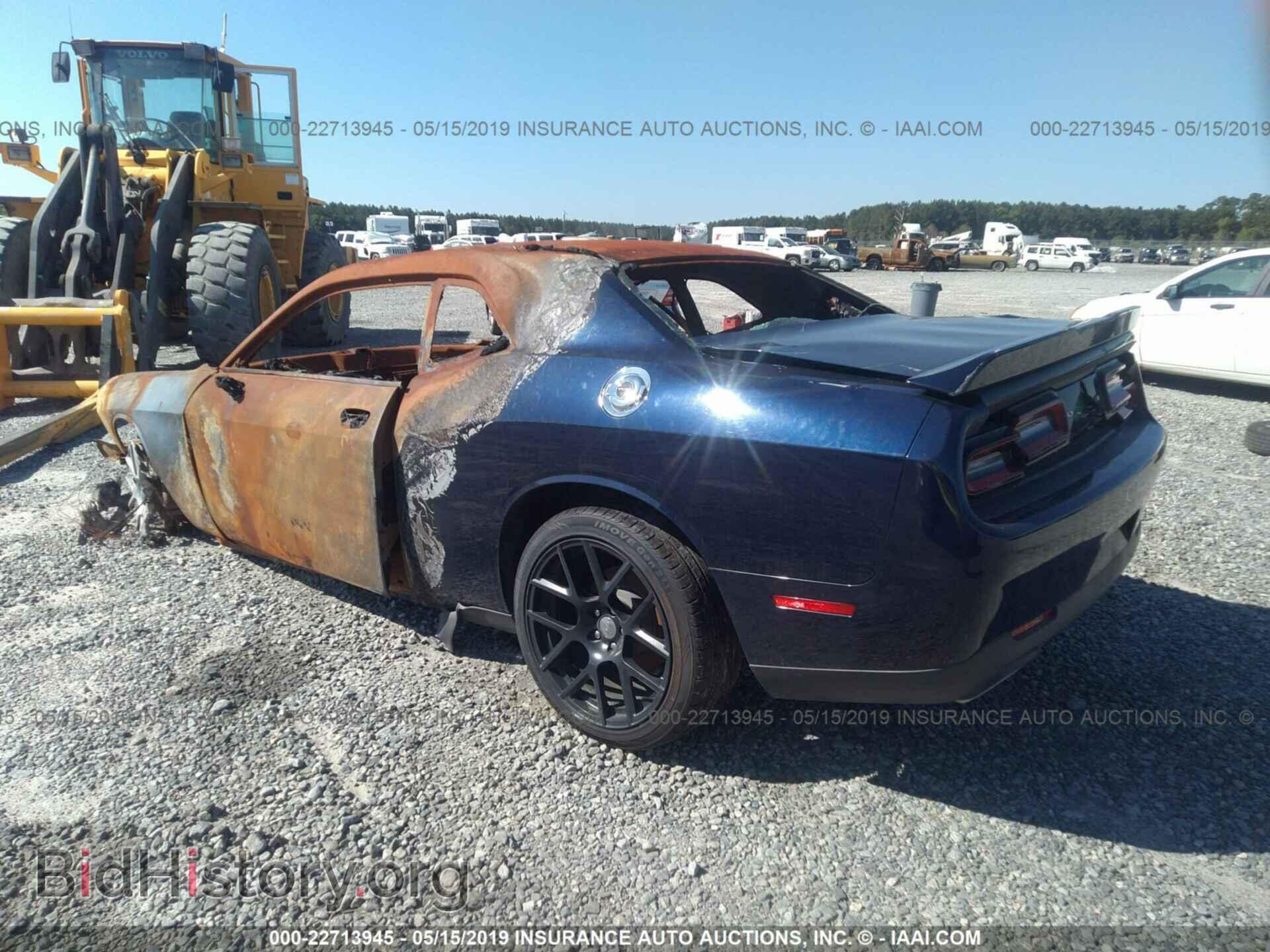 2015 Dodge Challenger - VIN: 2C3CDZBT6FH906322 - Photo 3