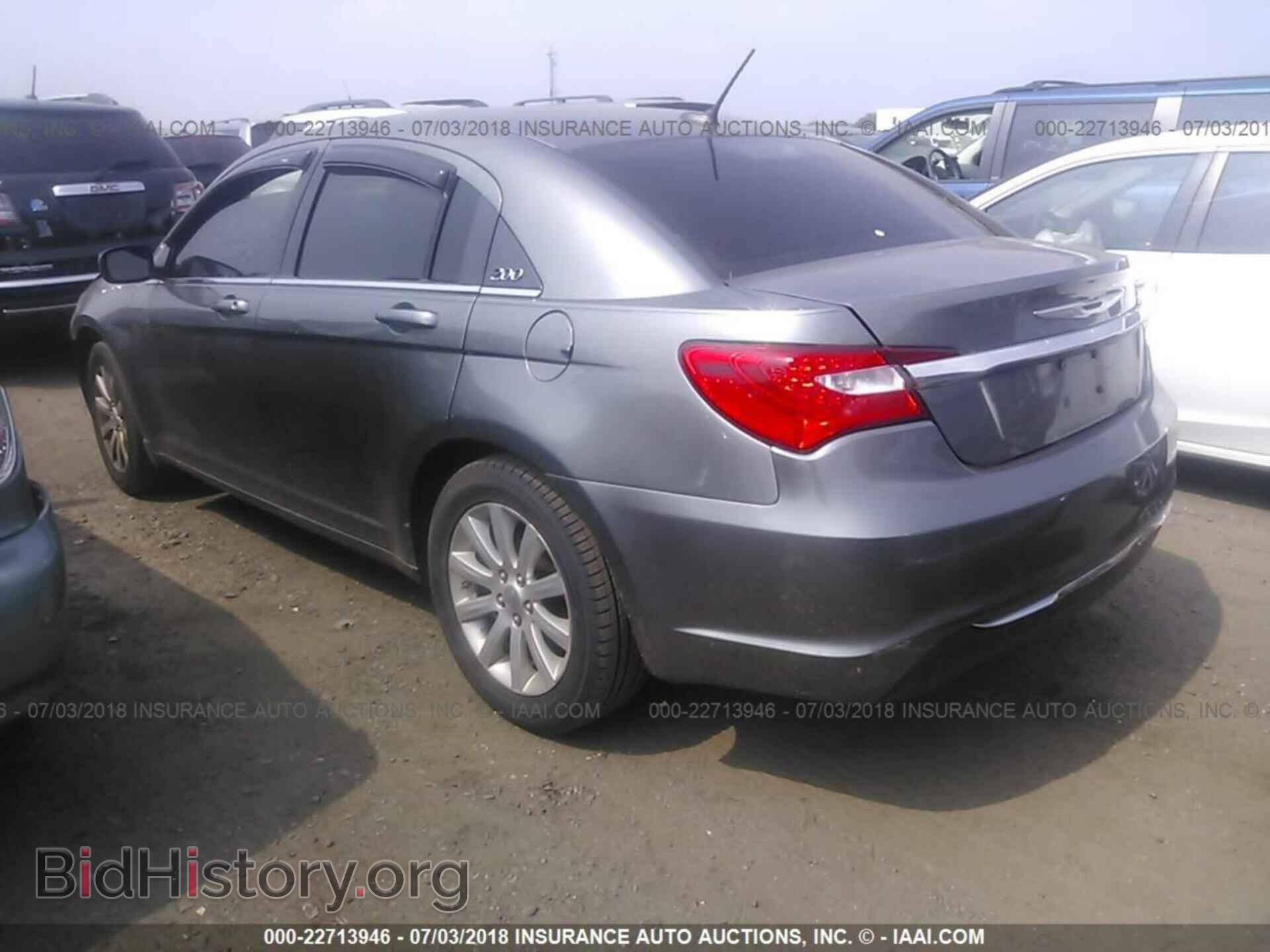 2013 Chrysler 200 - VIN: 1C3CCBBB0DN553114 - Photo 3