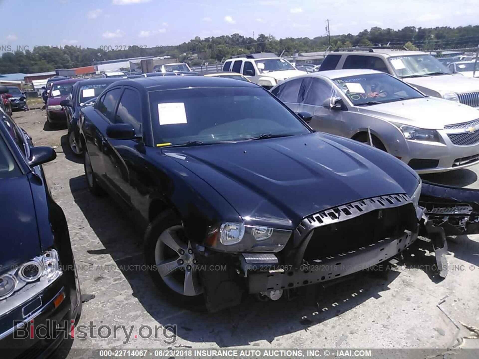 Photo 2C3CDXHG2DH583947 - Dodge Charger 2013