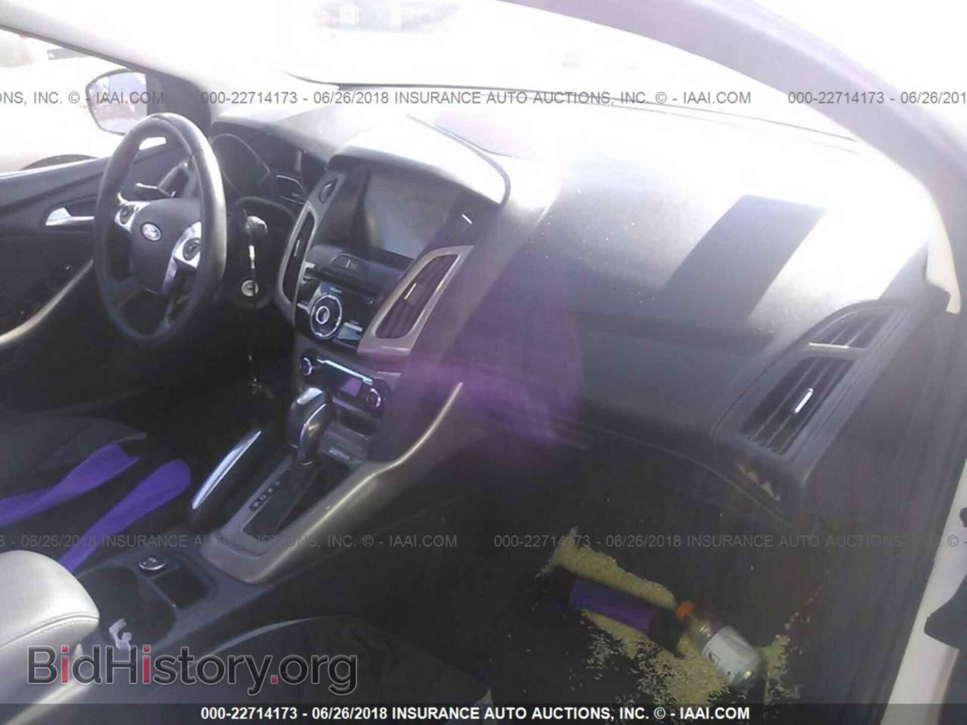 2012 Ford Focus - VIN: 1FAHP3H23CL152157 - Photo 5