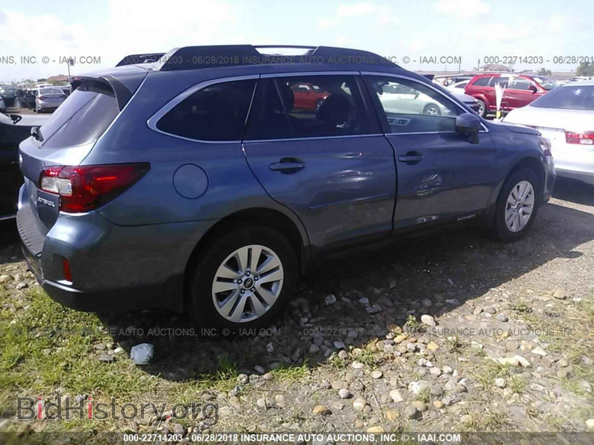 2015 Subaru Outback - VIN: 4S4BSBCC0F3202909 - Photo 4