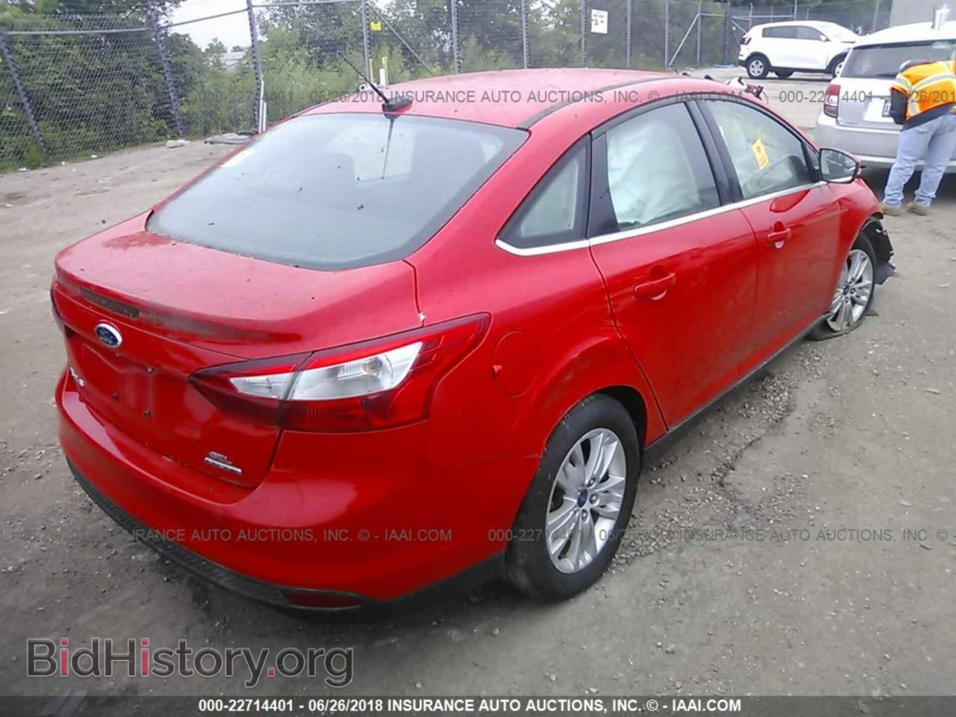 2012 Ford Focus - VIN: 1FAHP3H27CL463316 - Фото 4