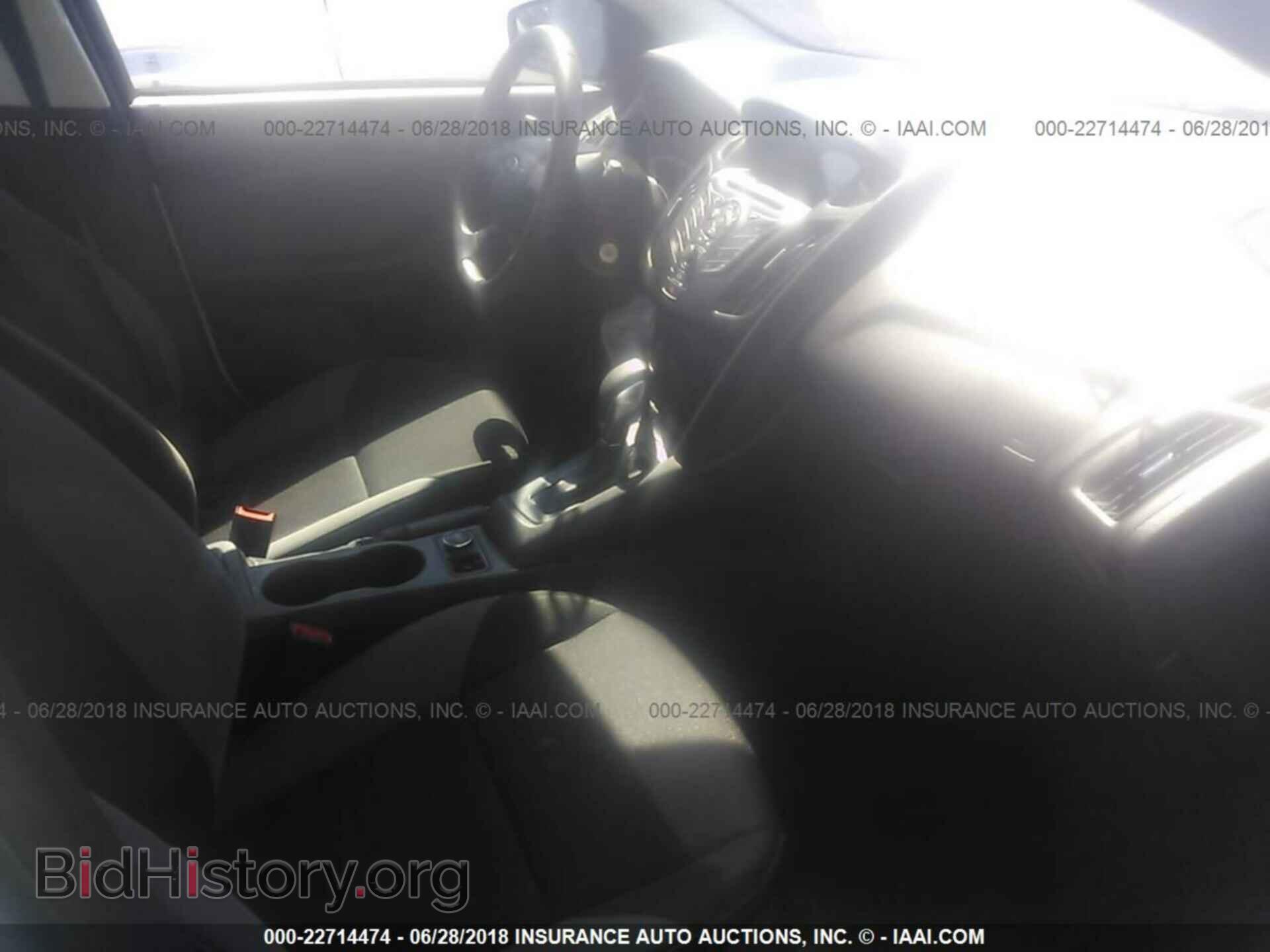 2014 Ford Focus - VIN: 1FADP3E26EL406790 - Photo 5