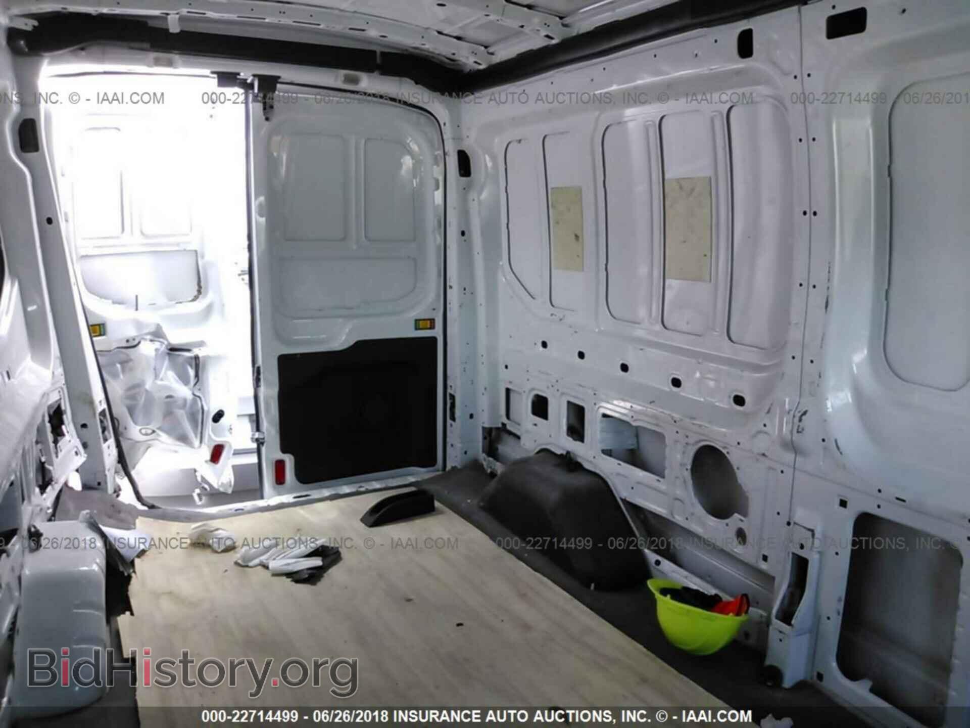2015 Ford Transit - VIN: 1FTNR2CM3FKA64276 - Фото 8