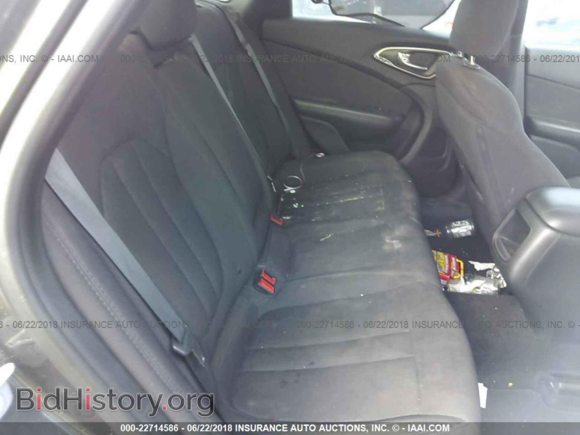 2016 Chrysler 200 - VIN: 1C3CCCAB5GN119945 - Фото 8