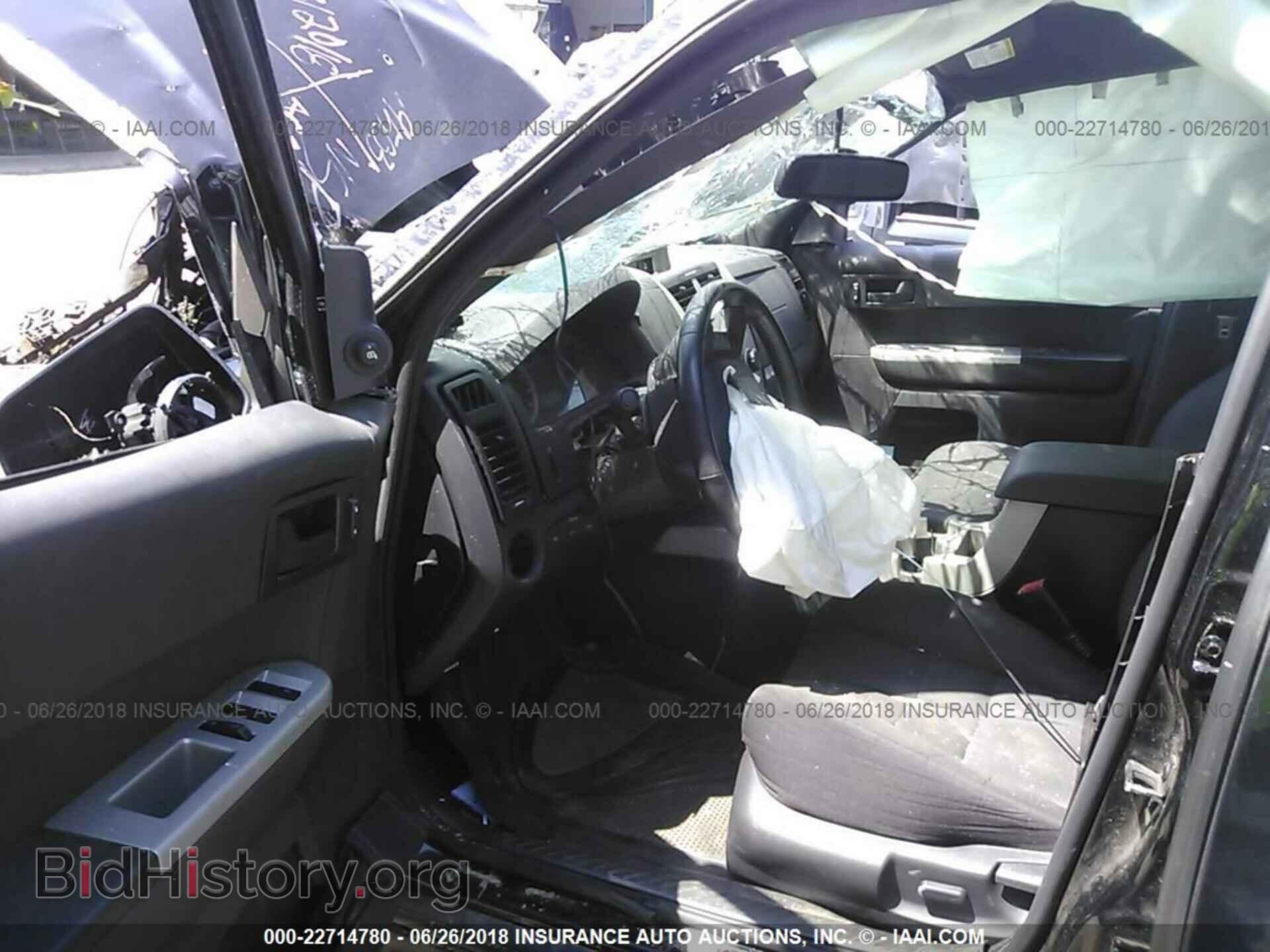 2012 Ford Escape - VIN: 1FMCU0DG4CKB29503 - Фото 5