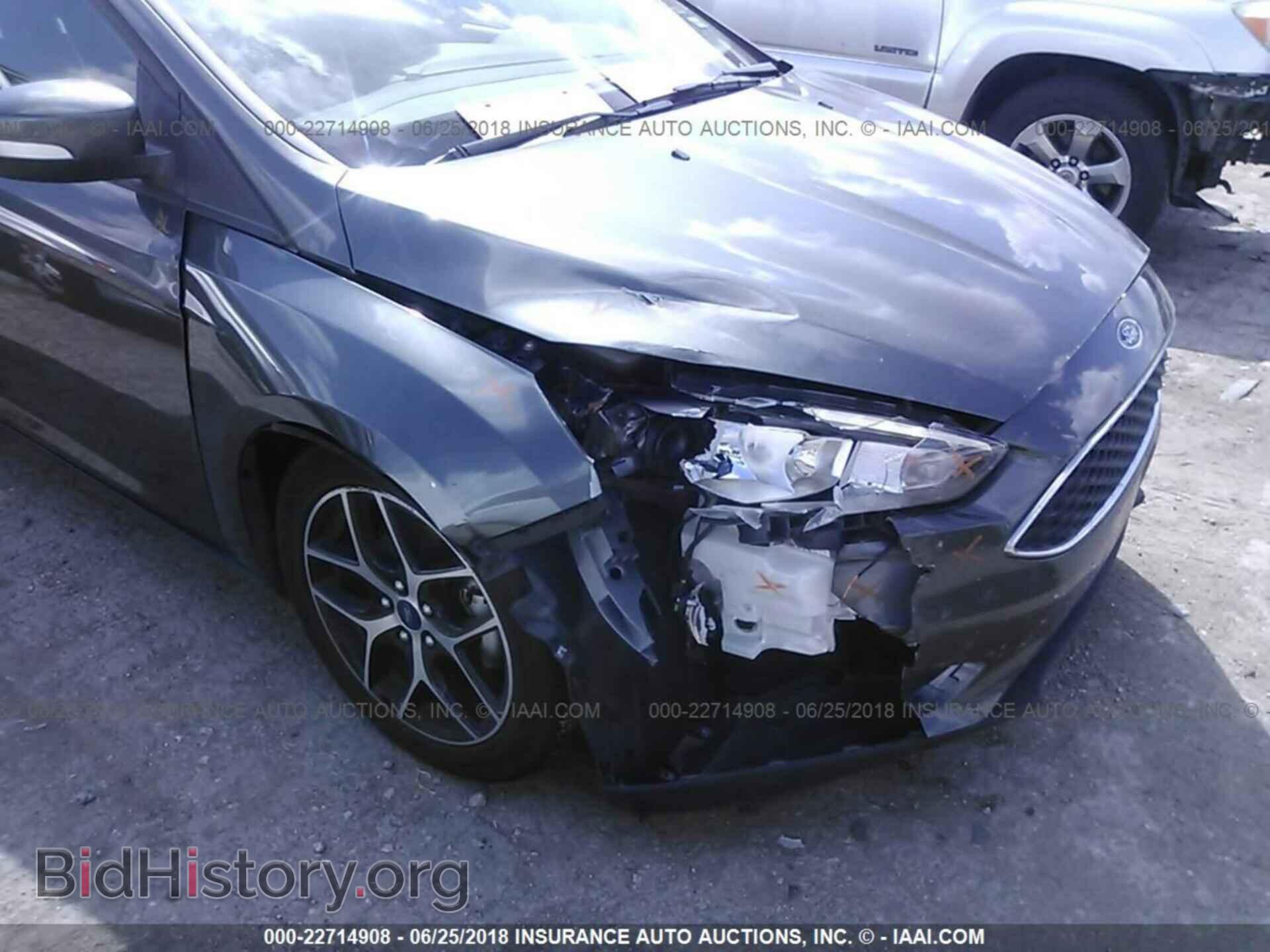 2017 Ford Focus - VIN: 1FADP3M29HL264490 - Фото 6