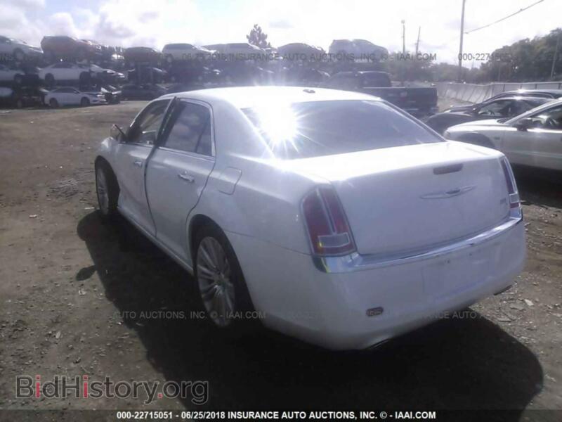 2012 Chrysler 300C (VIN 2C3CCAET0CH193168) — photo 3 of 10