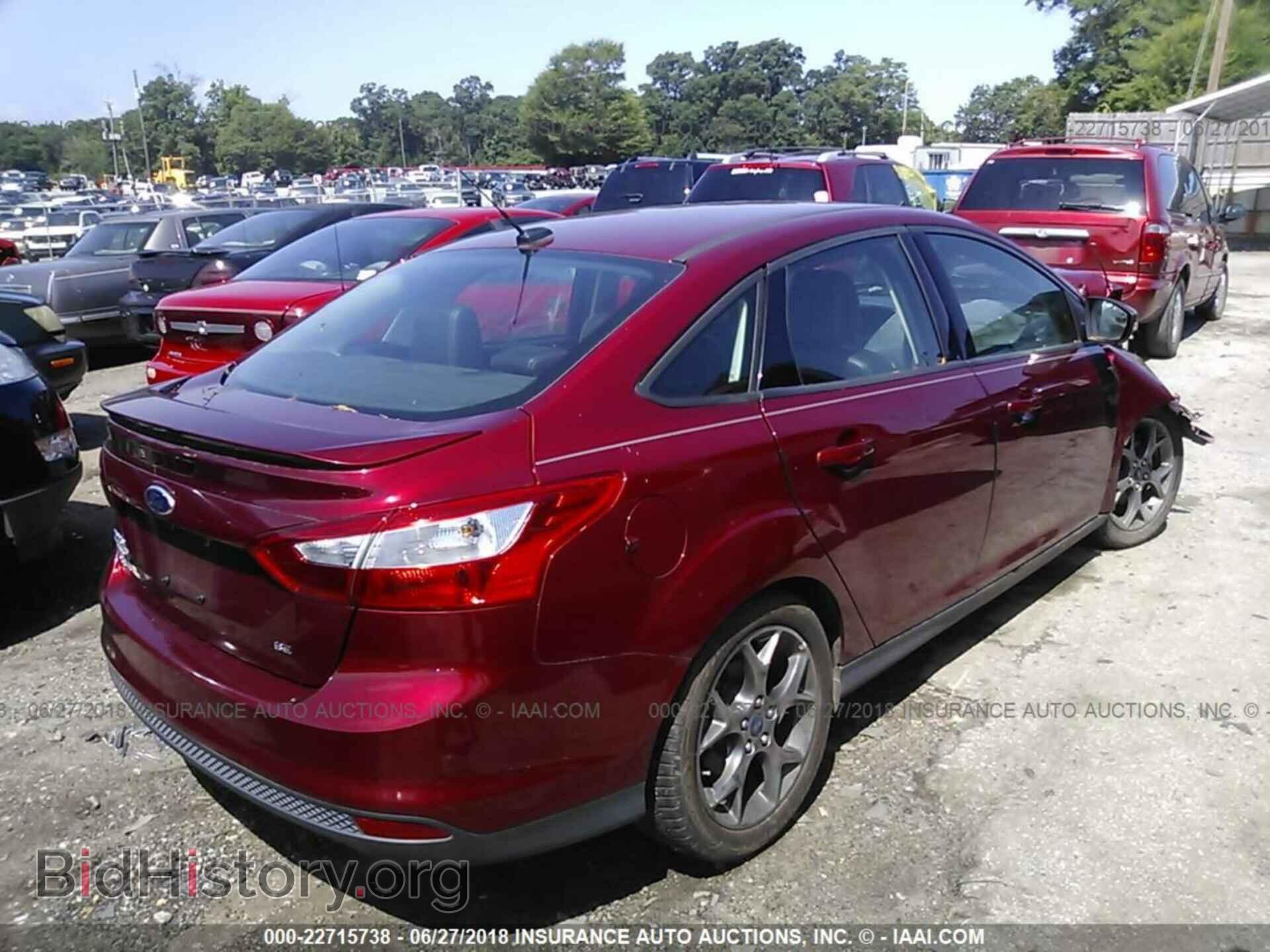 2014 Ford Focus - VIN: 1FADP3F25EL314603 - Photo 4