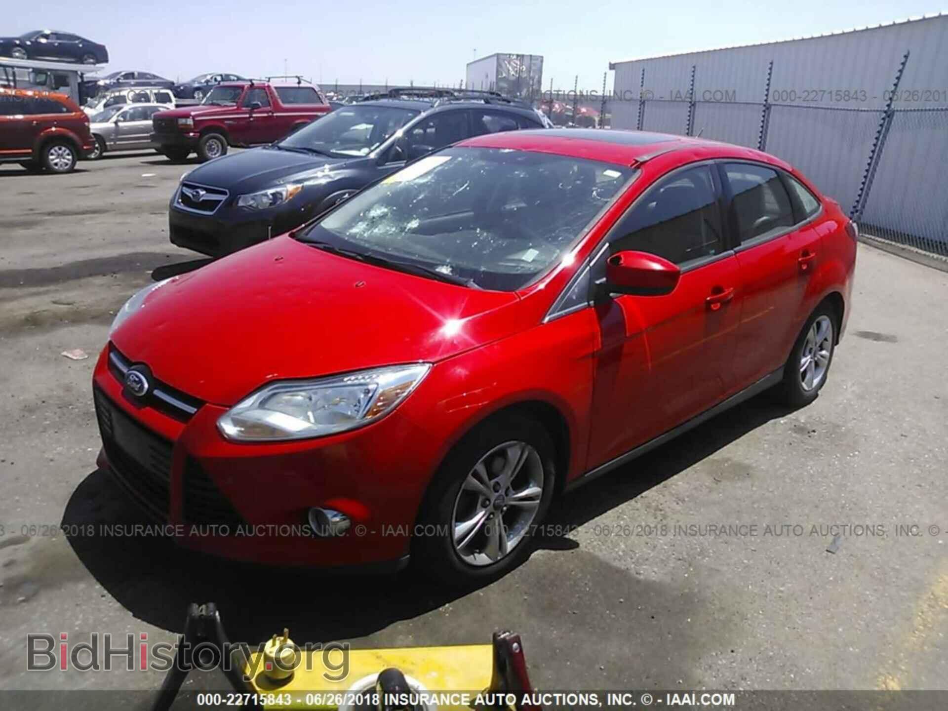 2012 Ford Focus - VIN: 1FAHP3F25CL451166 - Photo 2