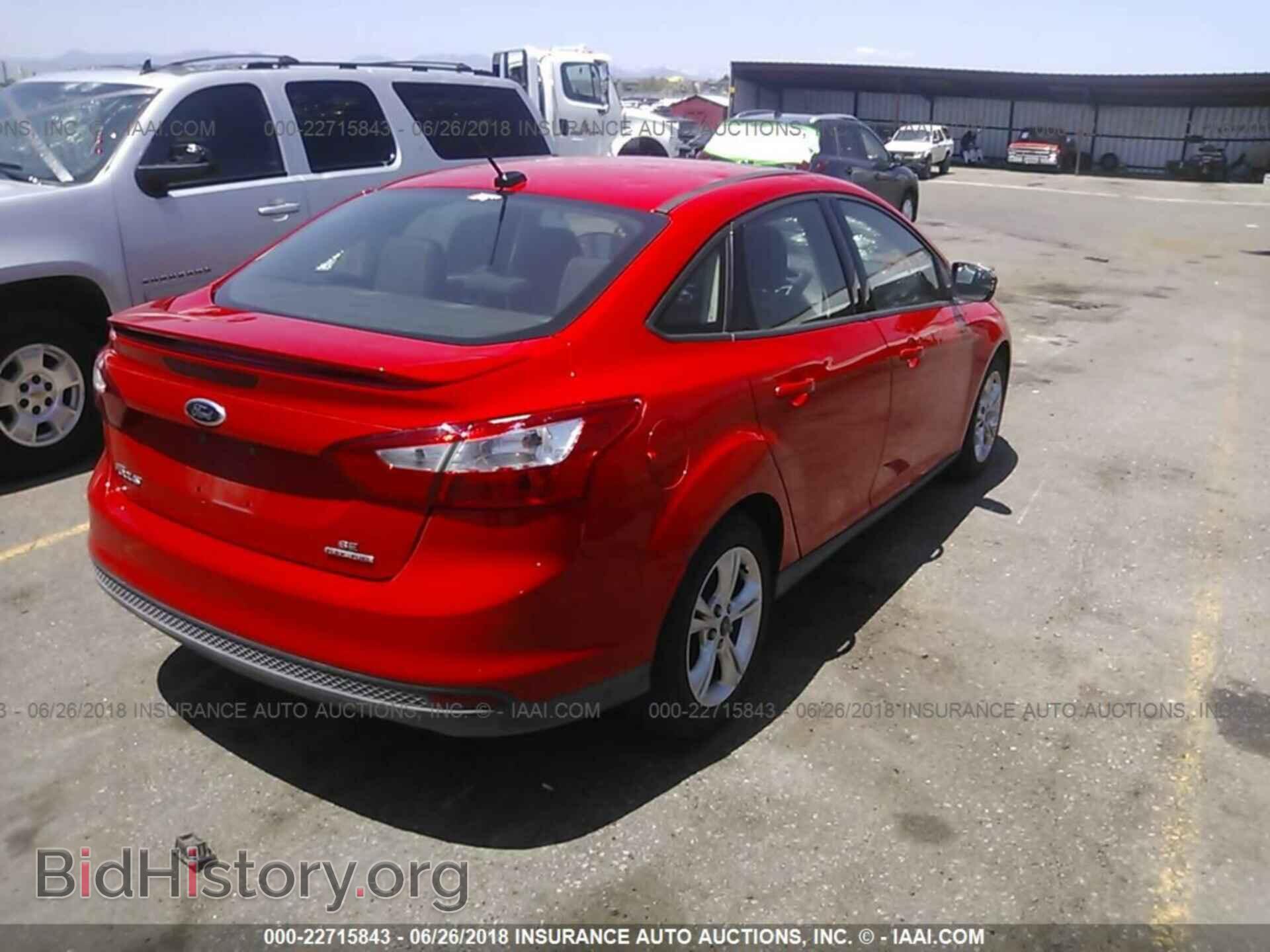 2012 Ford Focus - VIN: 1FAHP3F25CL451166 - Photo 4