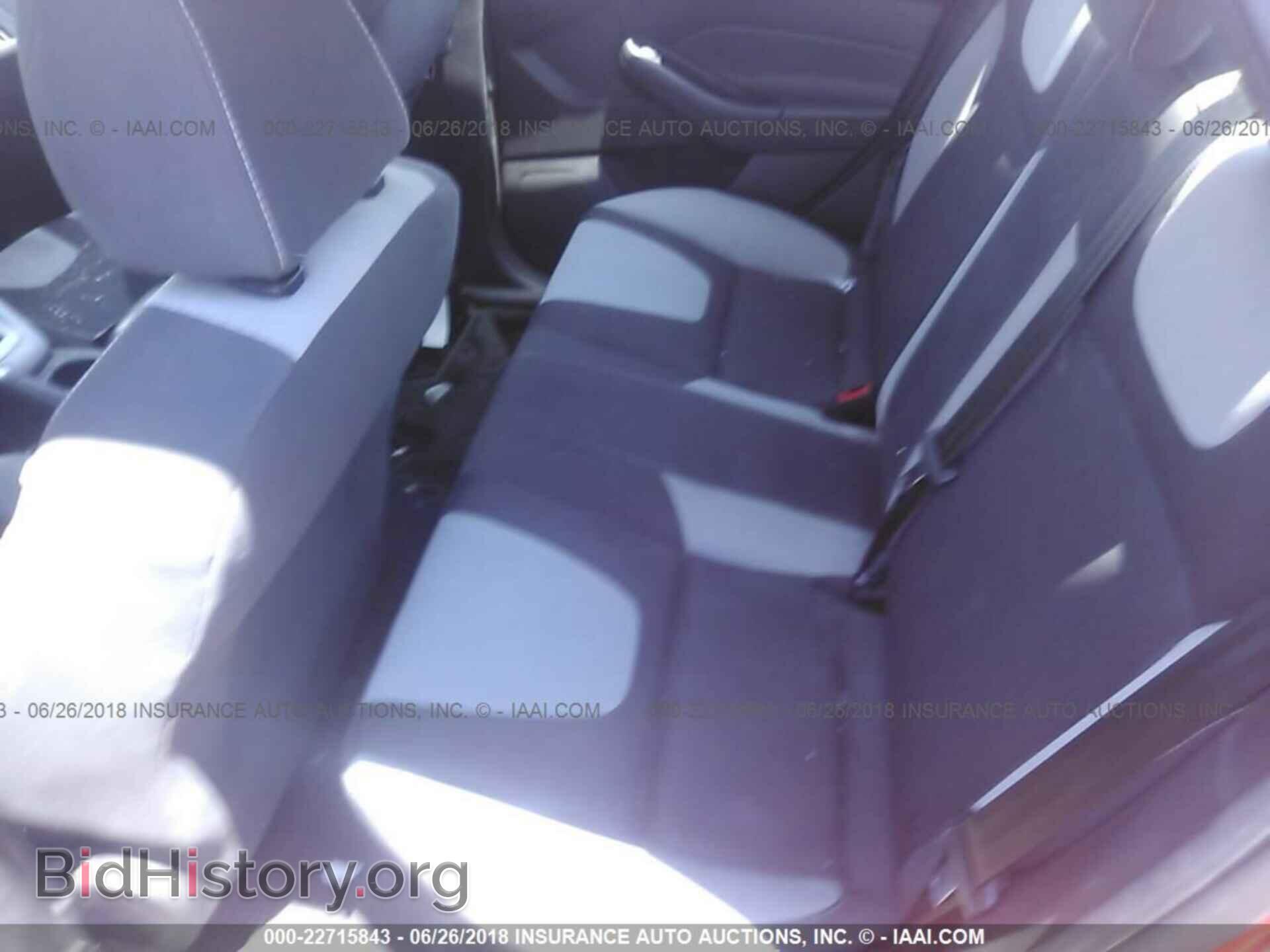 2012 Ford Focus - VIN: 1FAHP3F25CL451166 - Photo 8