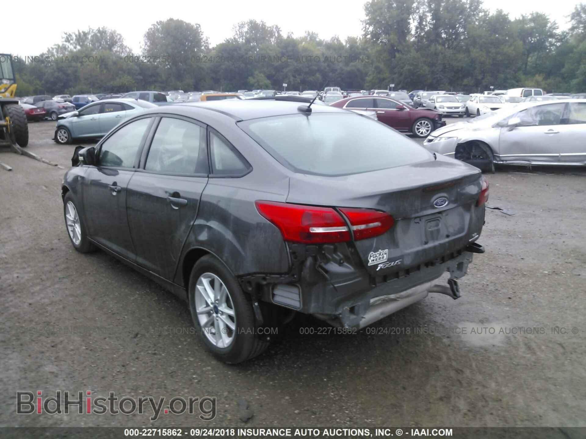 2016 Ford Focus - VIN: 1FADP3F20GL211253 - Фото 3