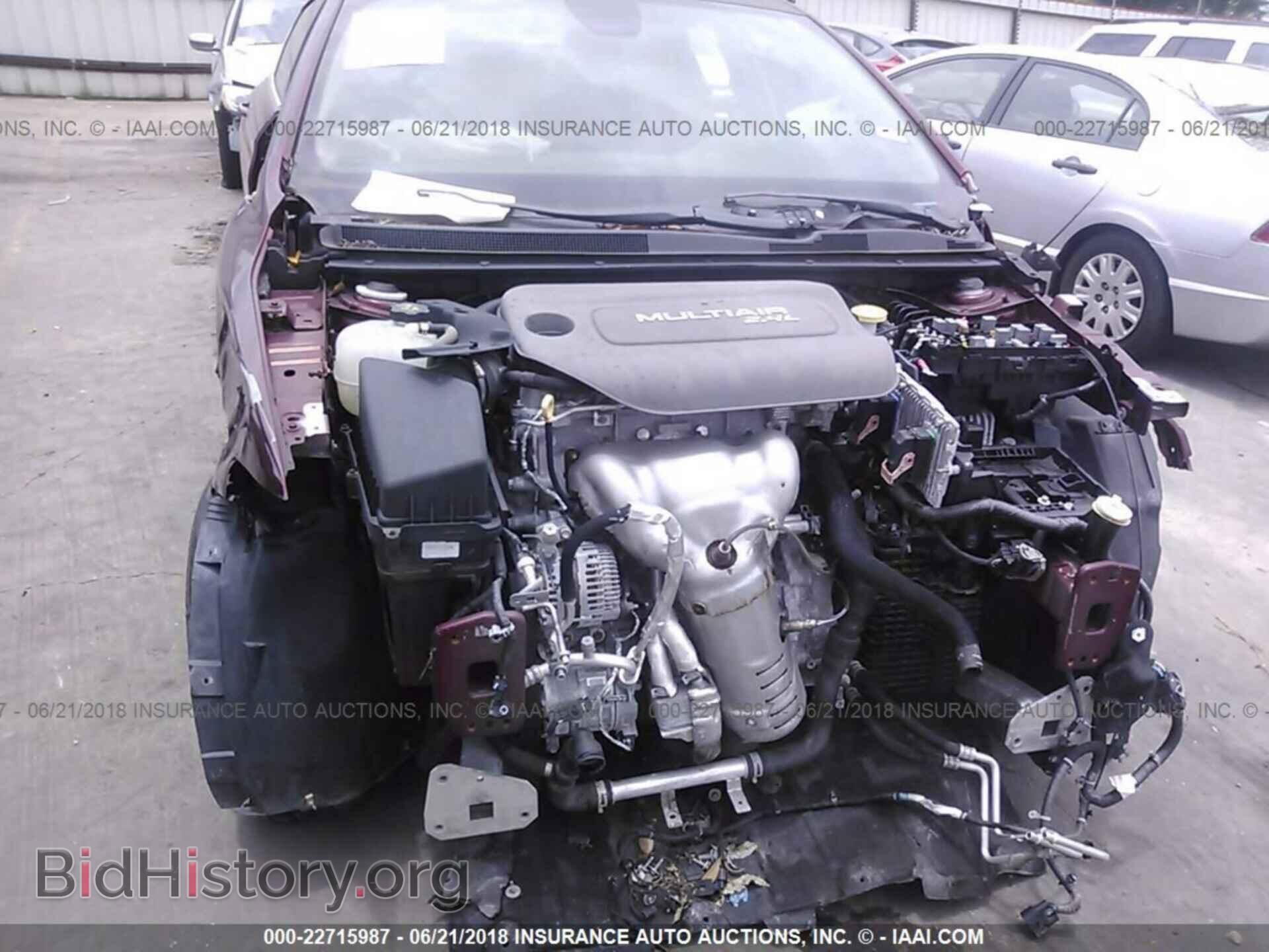 2015 Chrysler 200 - VIN: 1C3CCCAB3FN640371 - Photo 6
