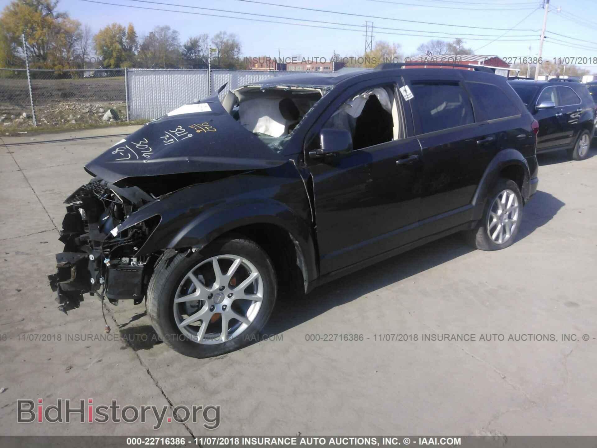 2017 Dodge Journey - VIN: 3C4PDCBG1HT648332 - Photo 2