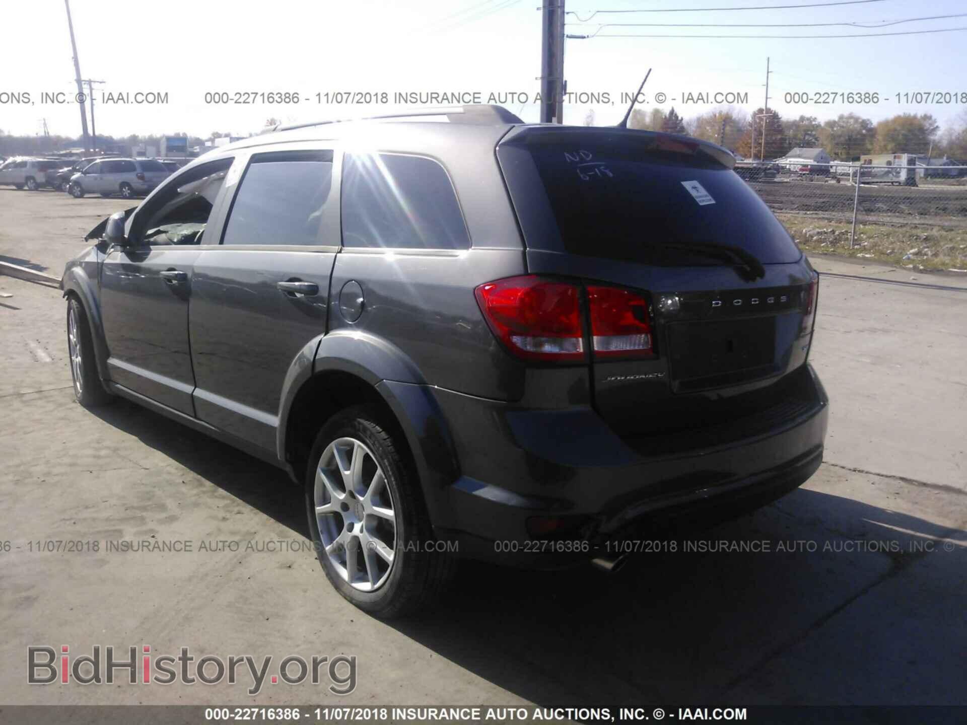 2017 Dodge Journey - VIN: 3C4PDCBG1HT648332 - Photo 3