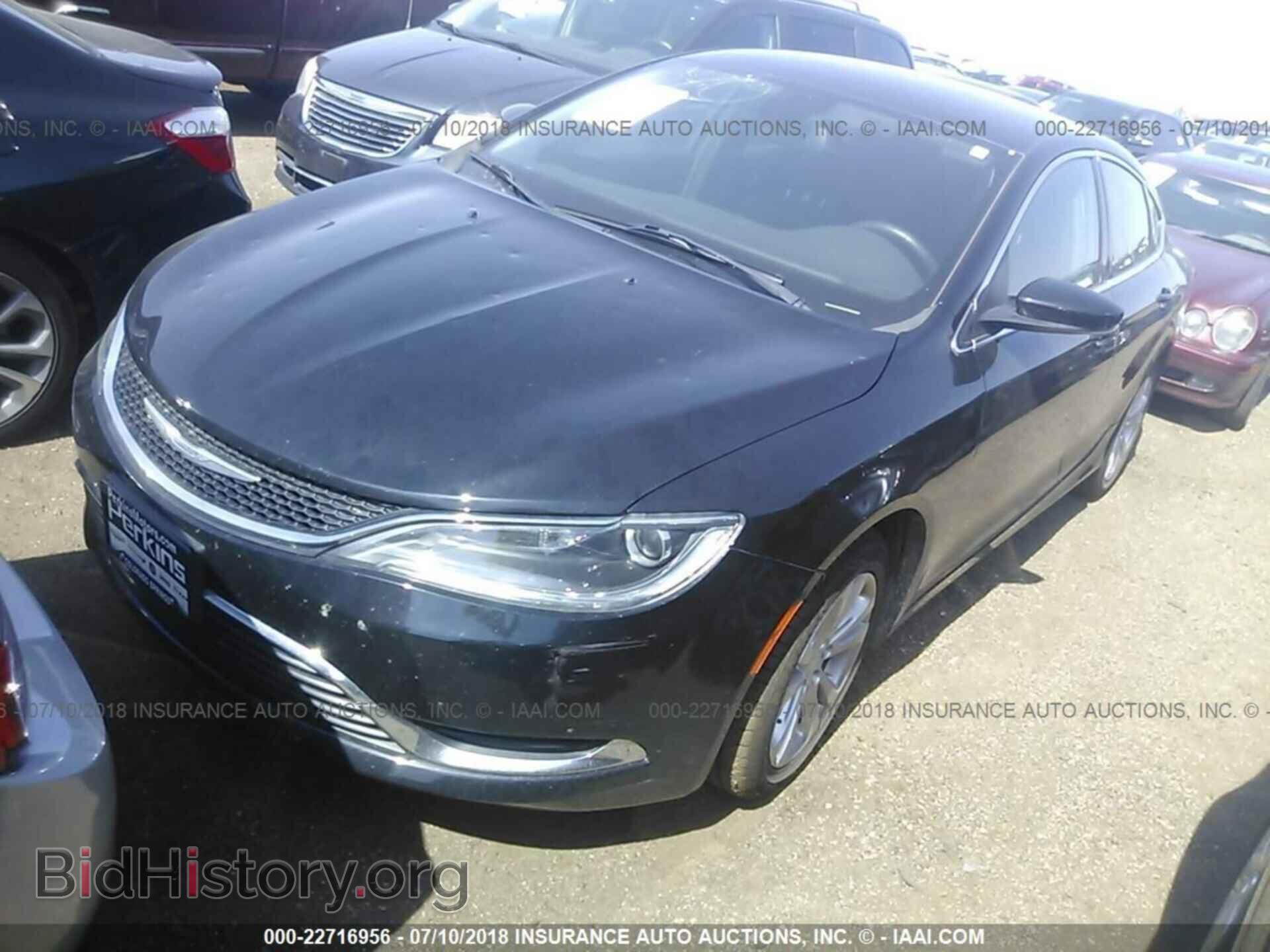 2015 Chrysler 200 - VIN: 1C3CCCAB4FN745341 - Photo 2