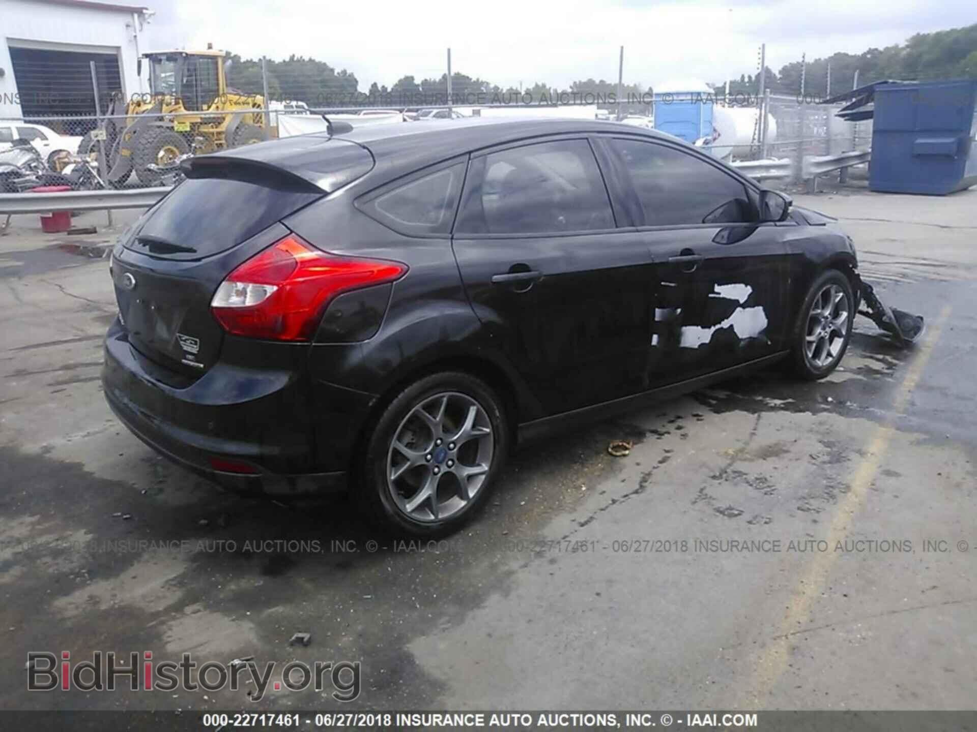 2013 Ford Focus - VIN: 1FADP3K25DL360940 - Photo 4