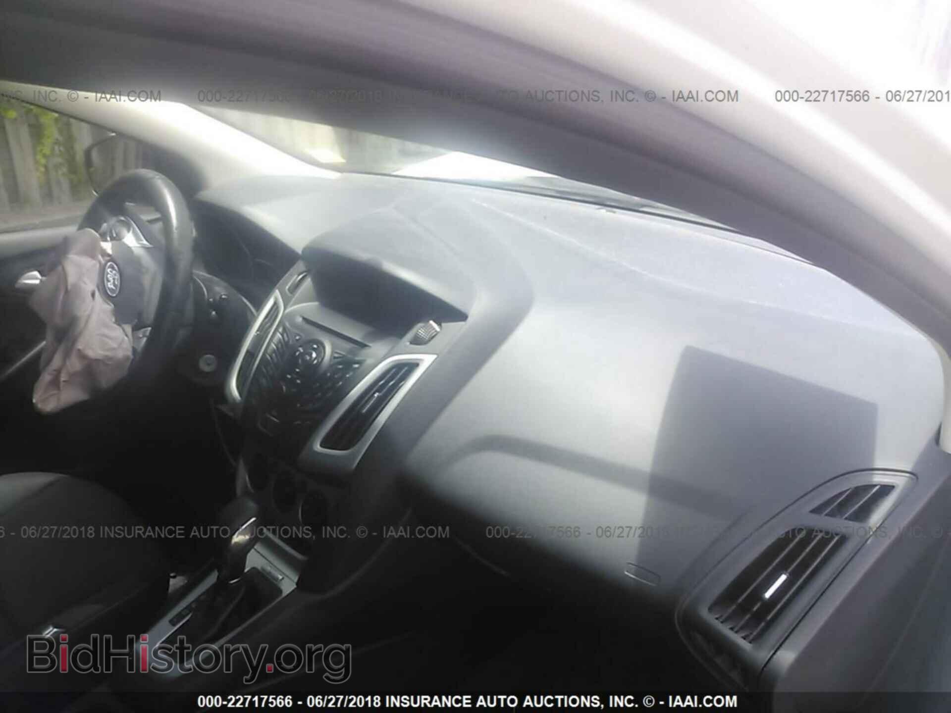 2014 Ford Focus - VIN: 1FADP3K28EL392198 - Фото 5