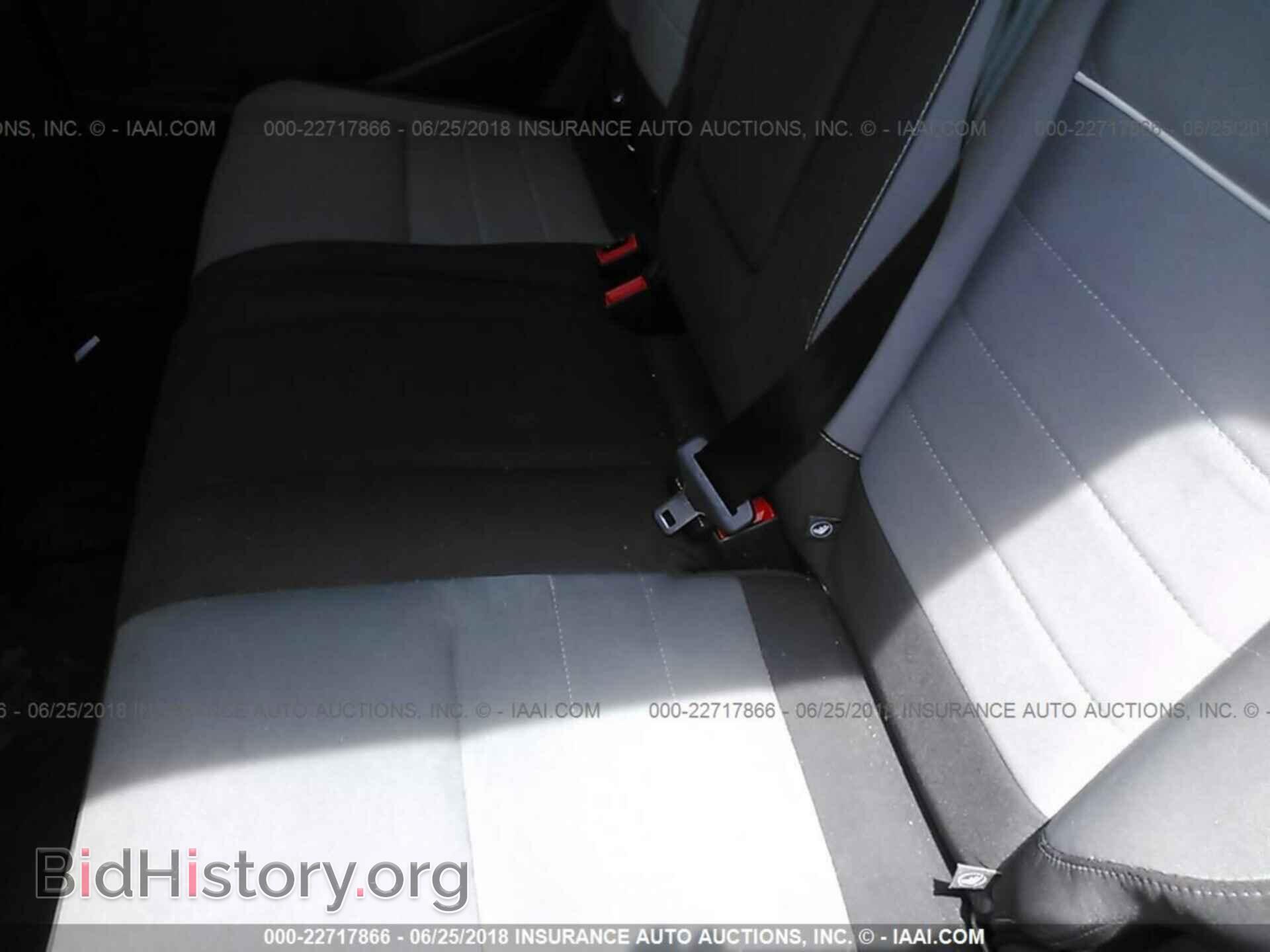 2014 Ford Escape - VIN: 1FMCU0GX3EUC76608 - Photo 8