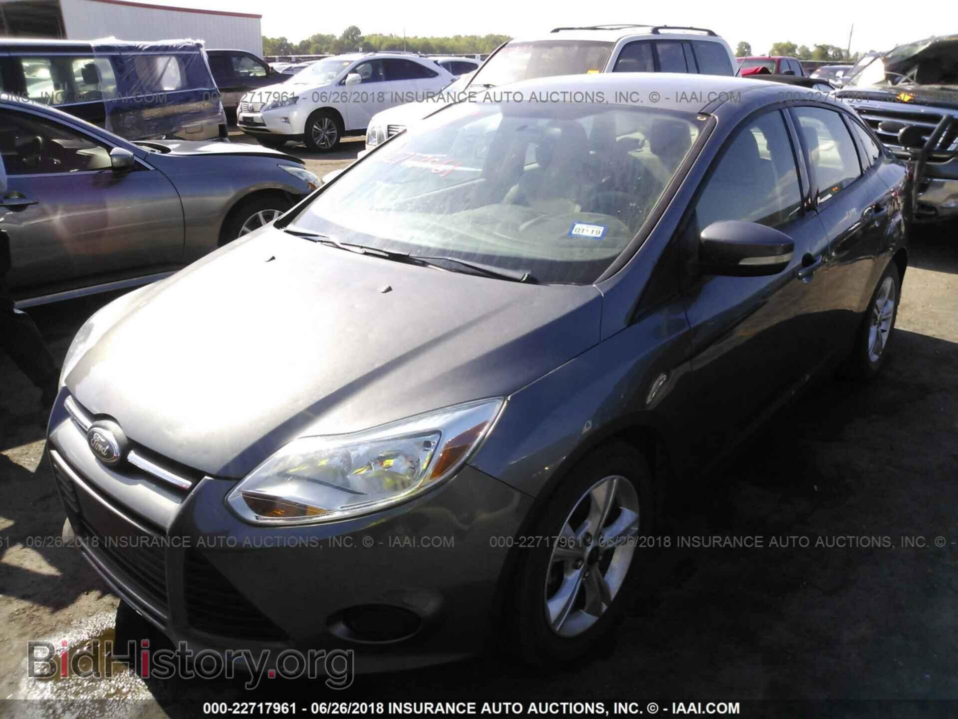 2013 Ford Focus - VIN: 1FADP3F28DL151380 - Фото 2