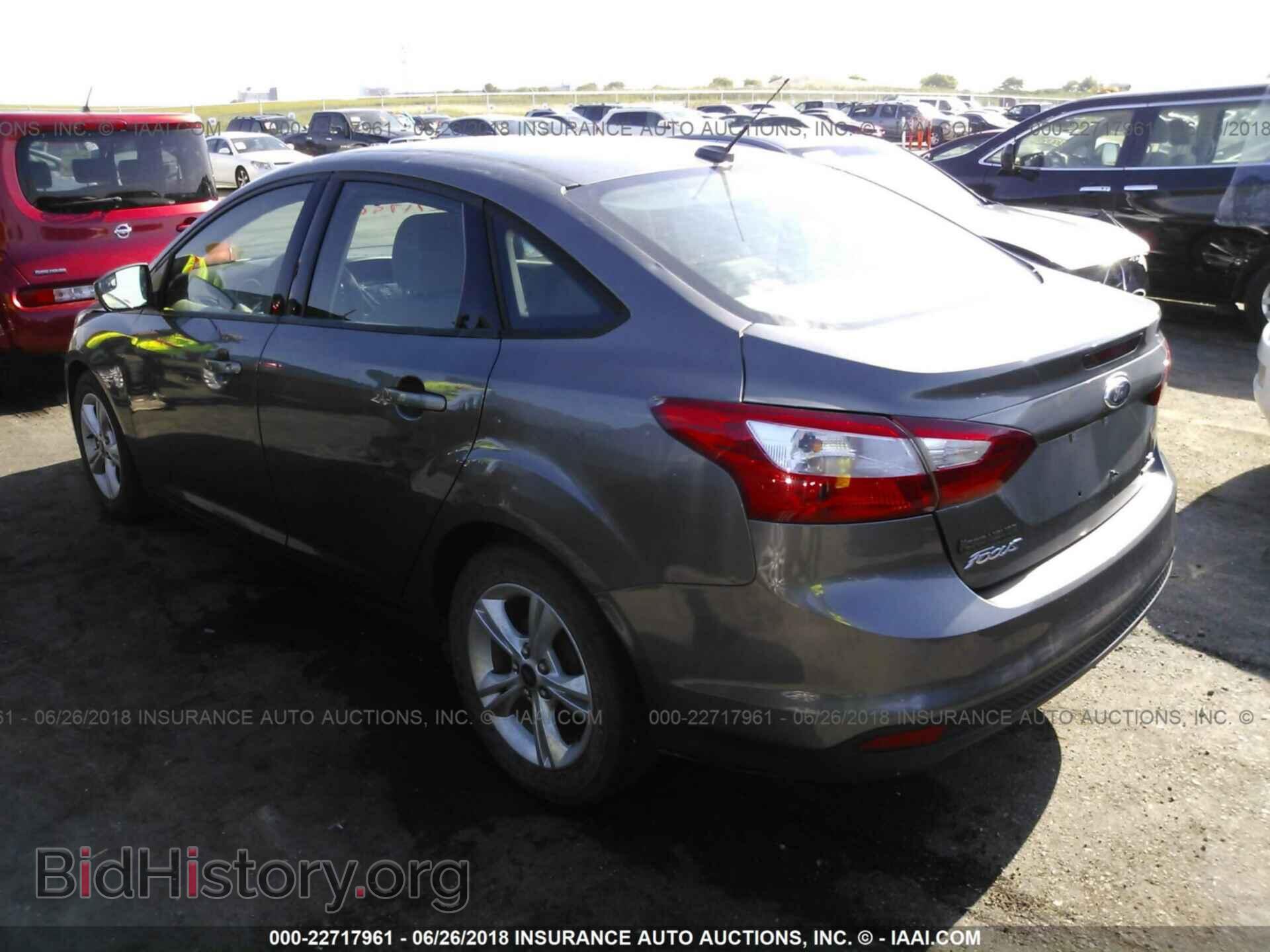 2013 Ford Focus - VIN: 1FADP3F28DL151380 - Фото 3
