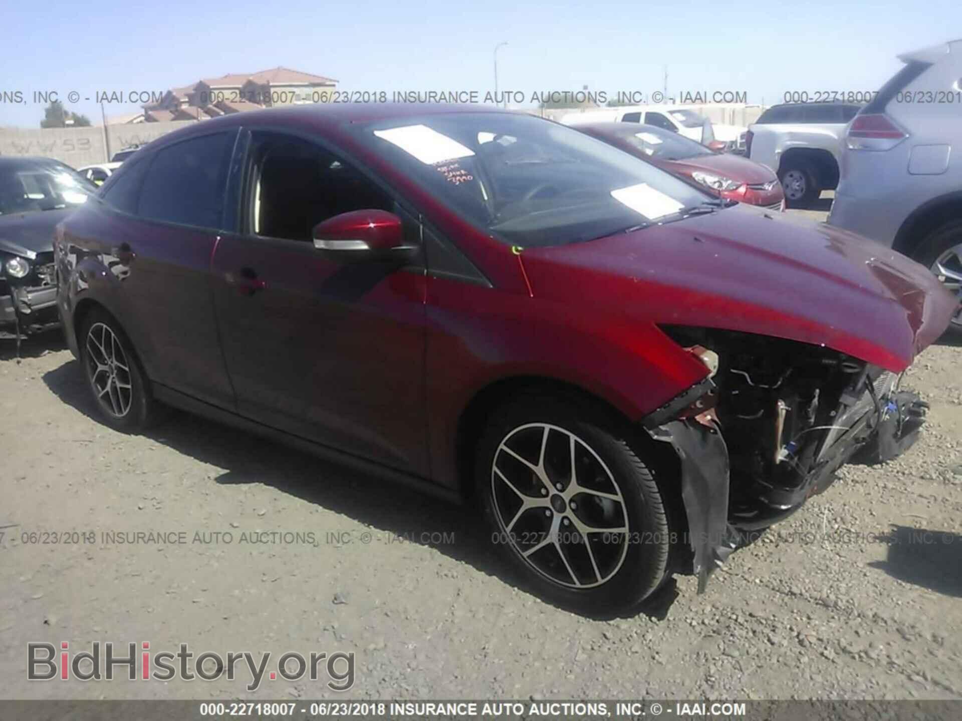 Photo 1FADP3H25HL343990 - Ford Focus 2017