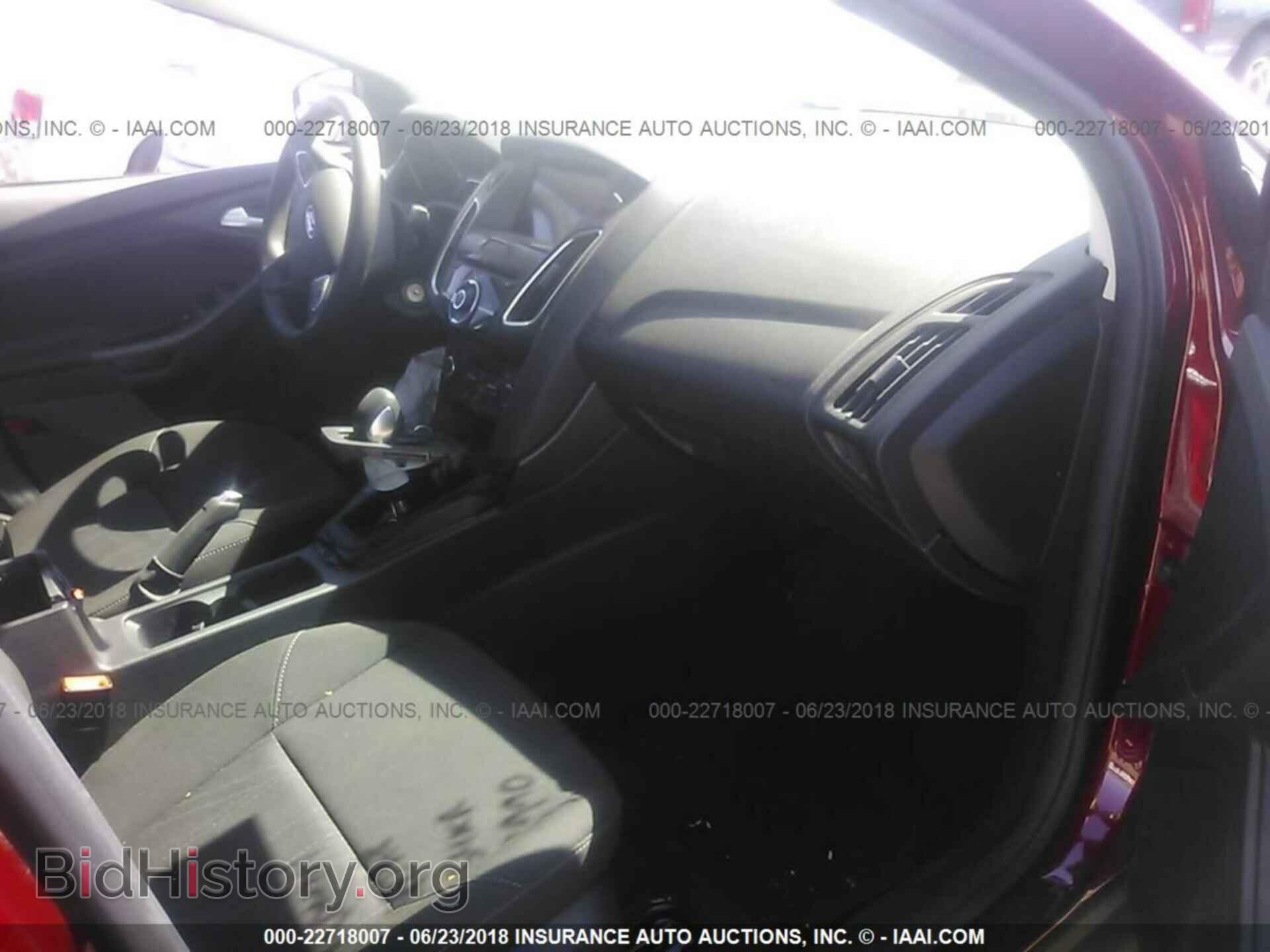 2017 Ford Focus - VIN: 1FADP3H25HL343990 - Фото 5