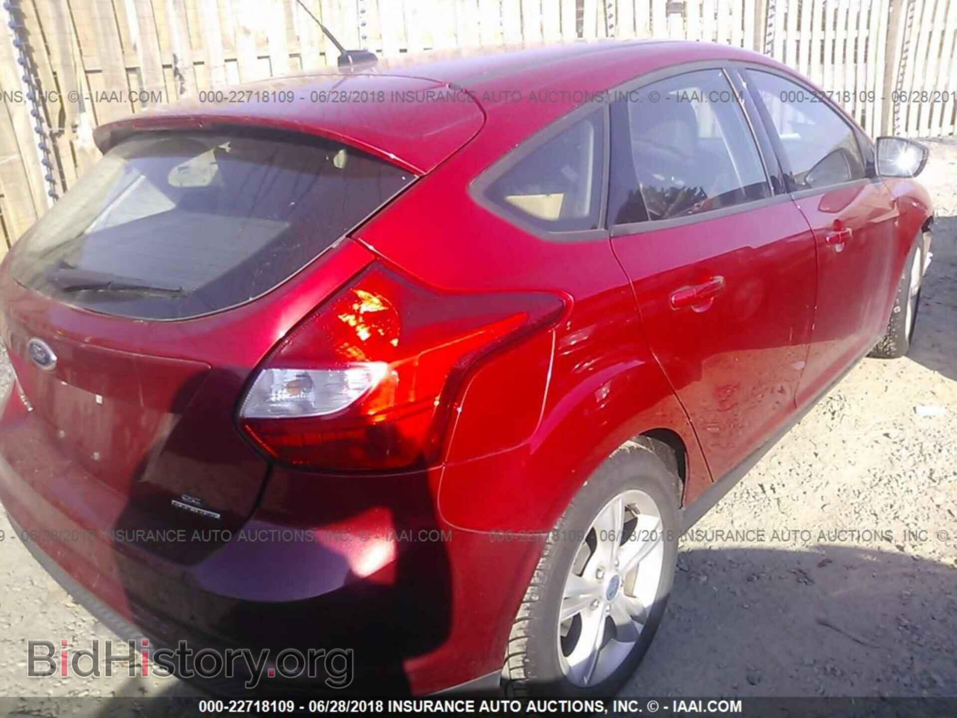 2012 Ford Focus - VIN: 1FAHP3K27CL390697 - Photo 4