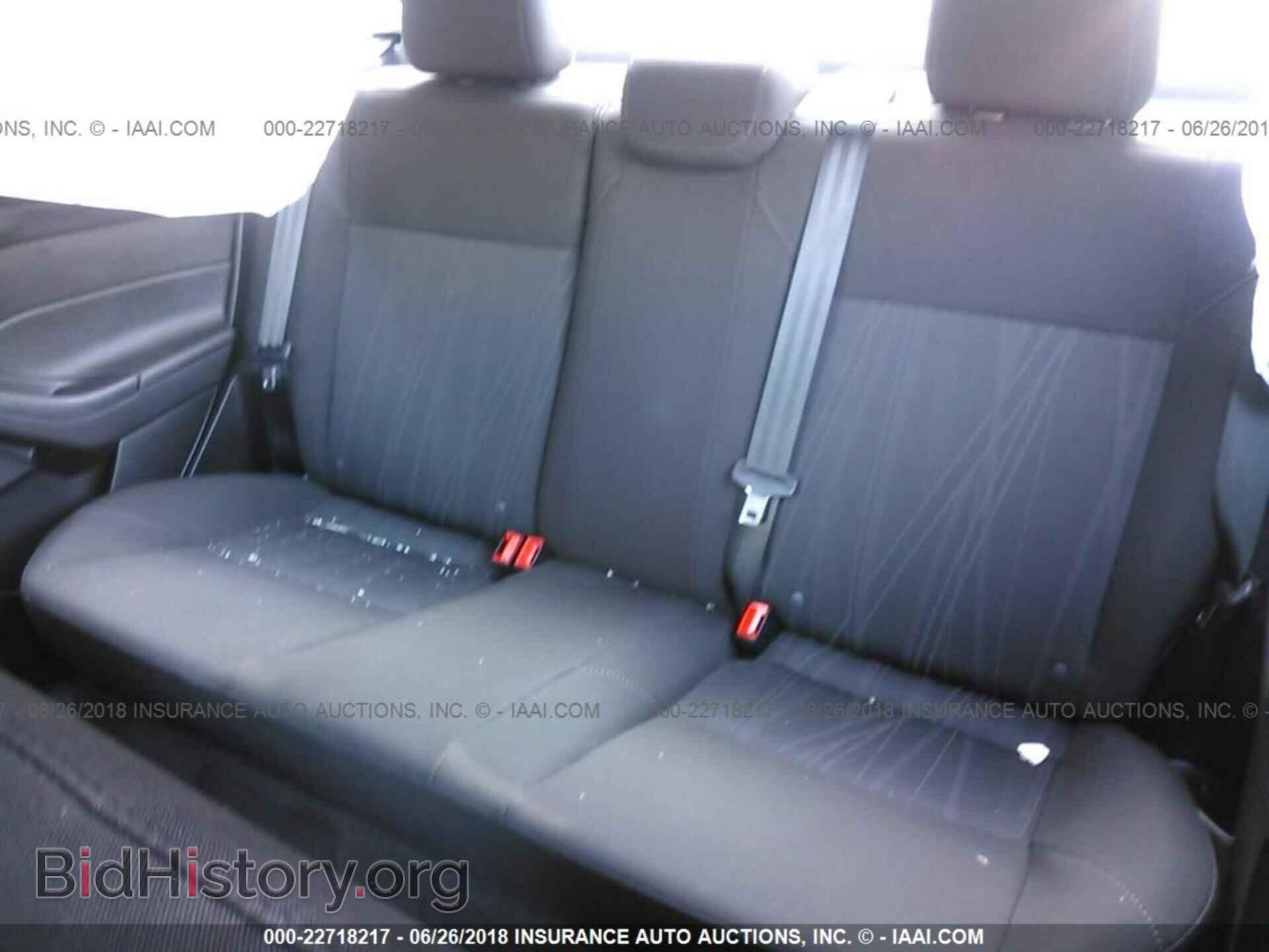 2017 Ford Focus - VIN: 1FADP3E27HL323728 - Photo 8