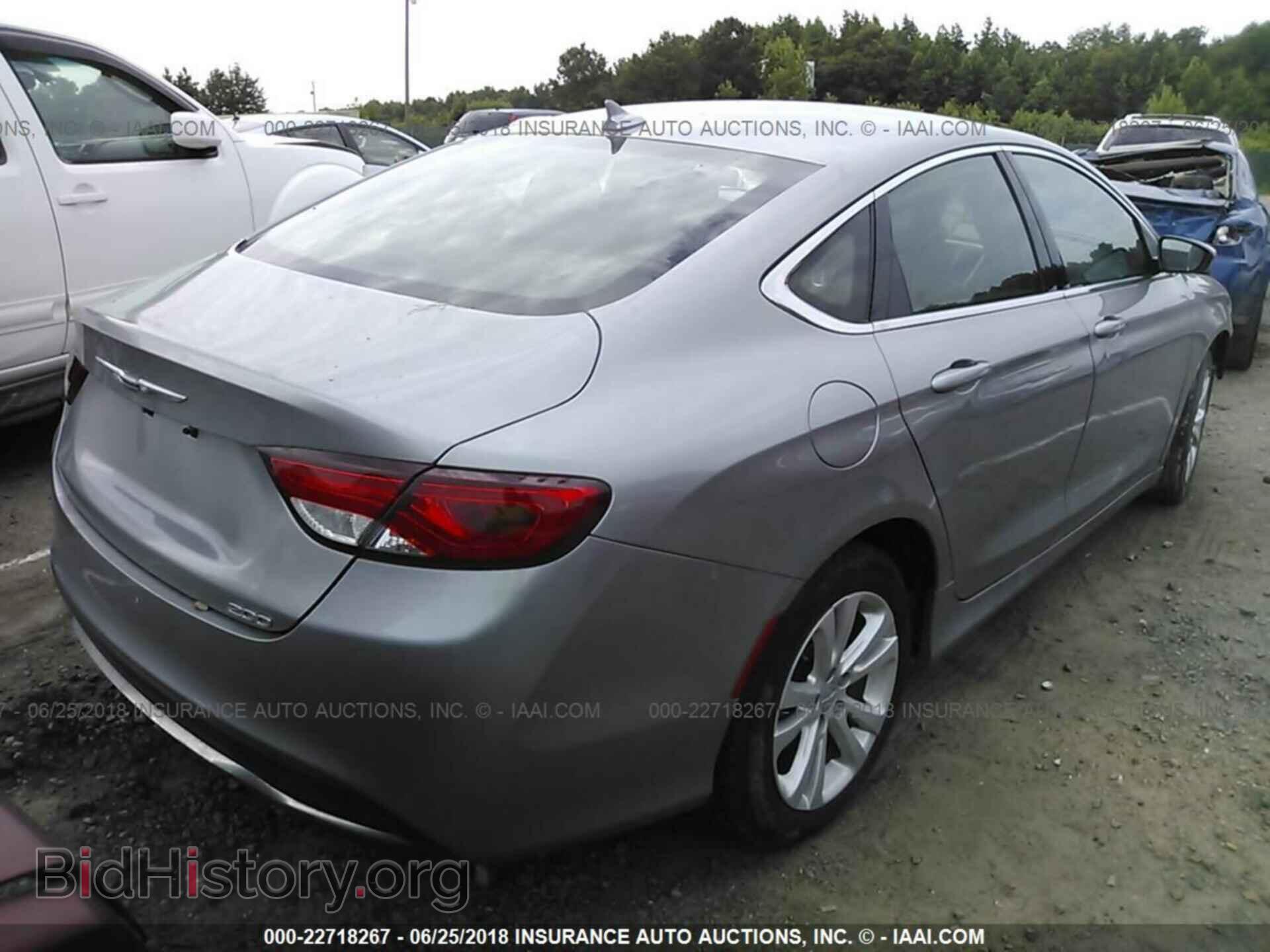 2017 Chrysler 200 - VIN: 1C3CCCAB3HN505247 - Фото 4