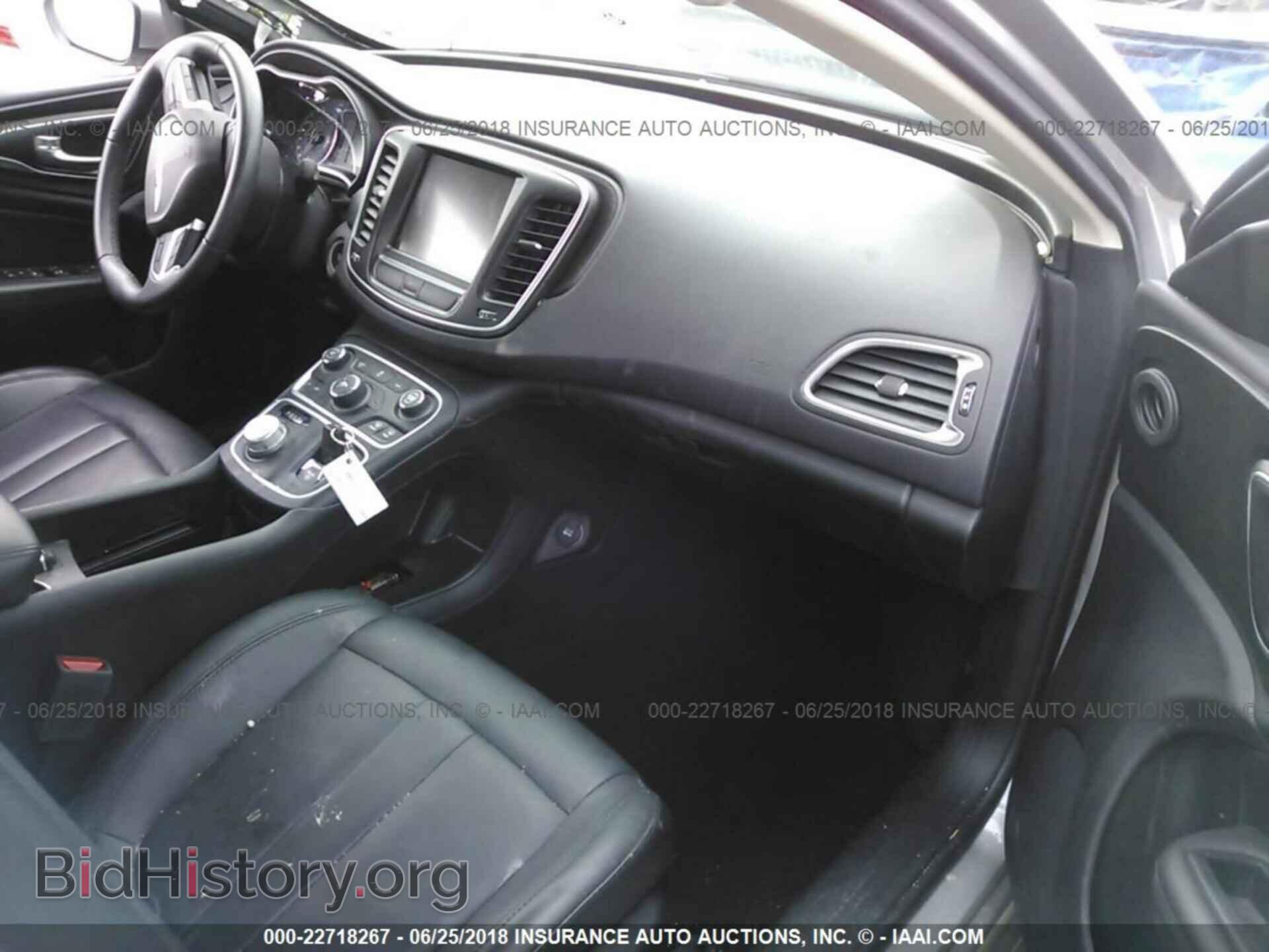 2017 Chrysler 200 - VIN: 1C3CCCAB3HN505247 - Фото 5