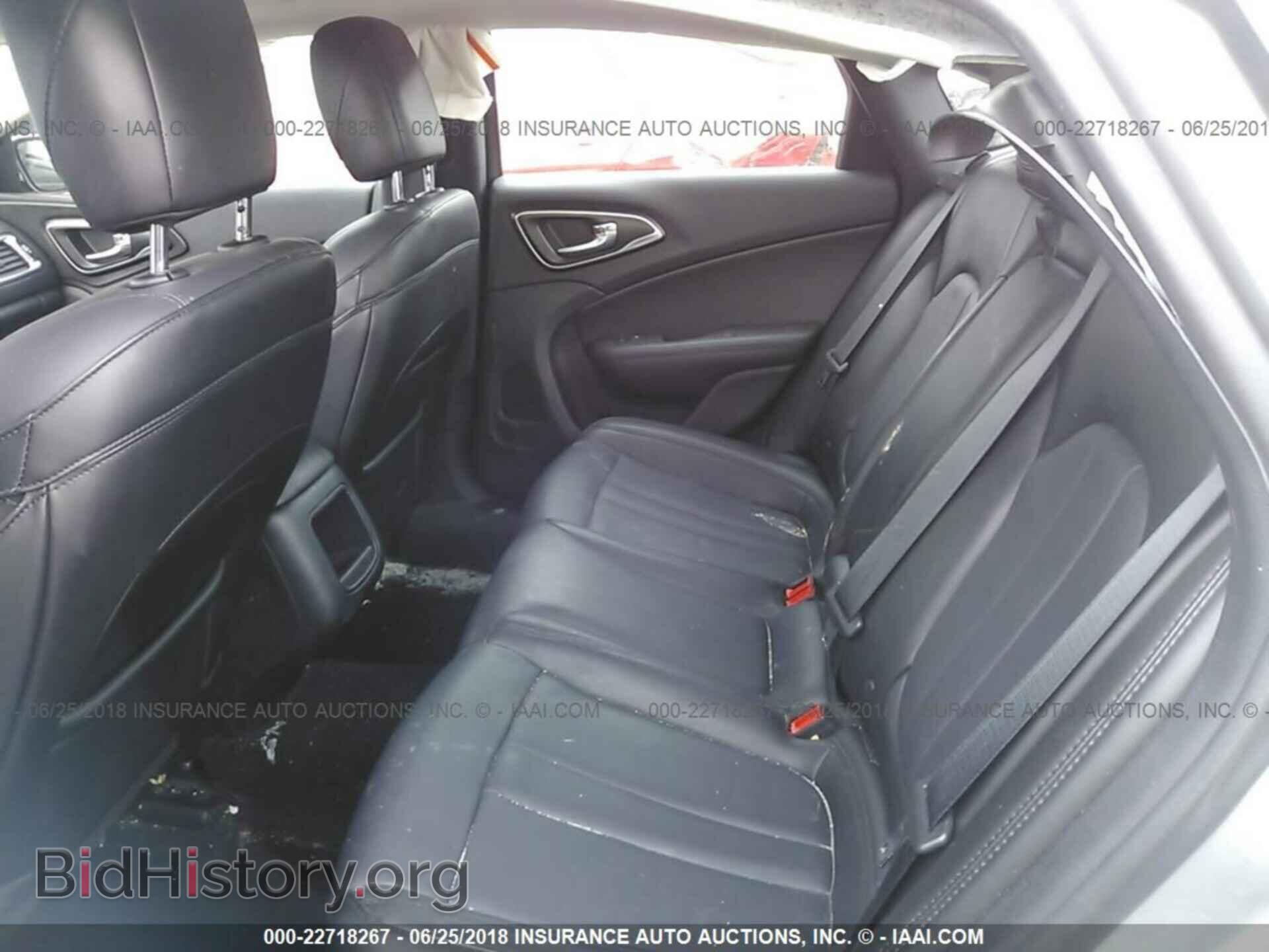 2017 Chrysler 200 - VIN: 1C3CCCAB3HN505247 - Фото 8