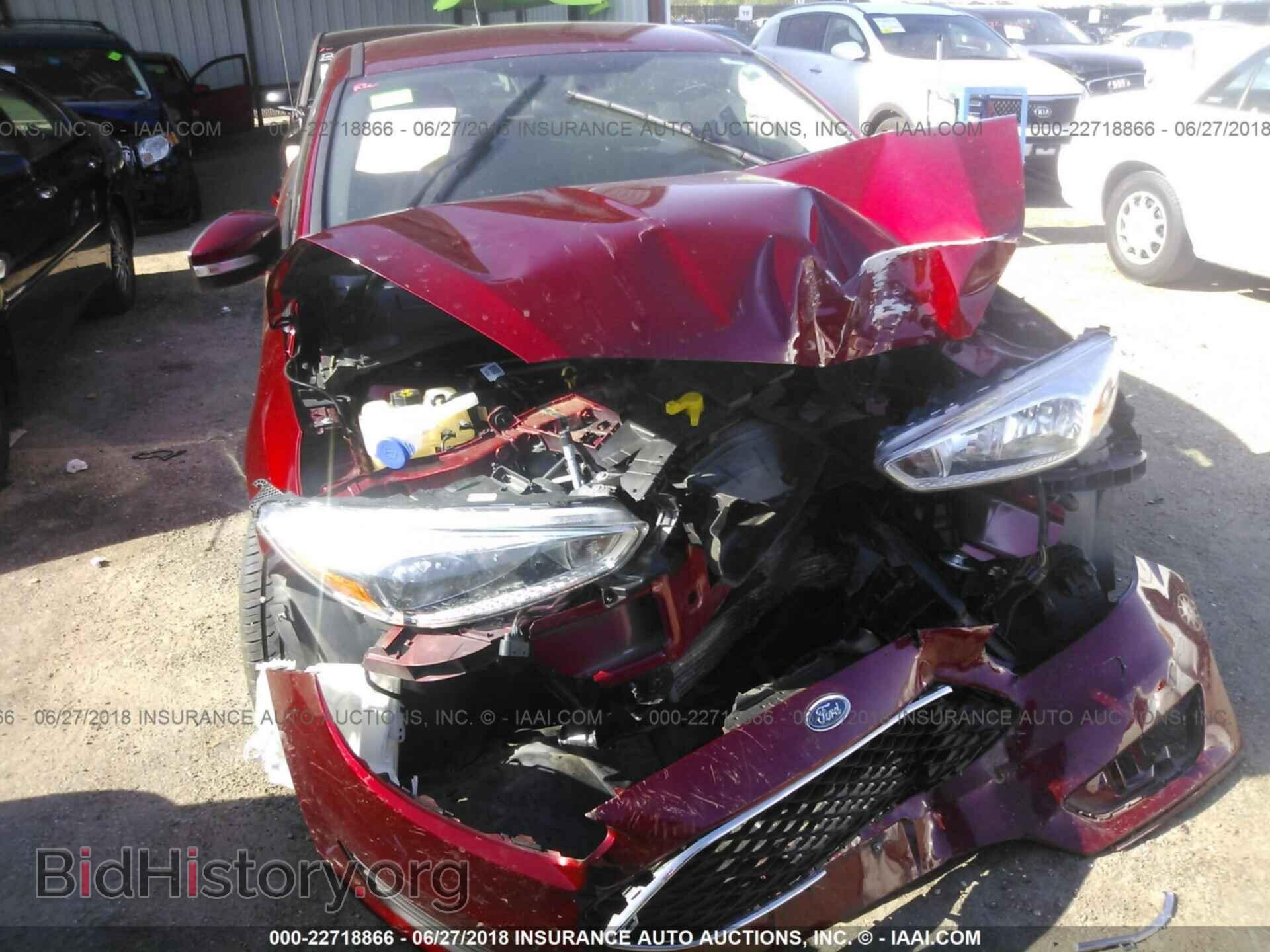 2016 Ford Focus - VIN: 1FADP3K20GL360607 - Photo 6