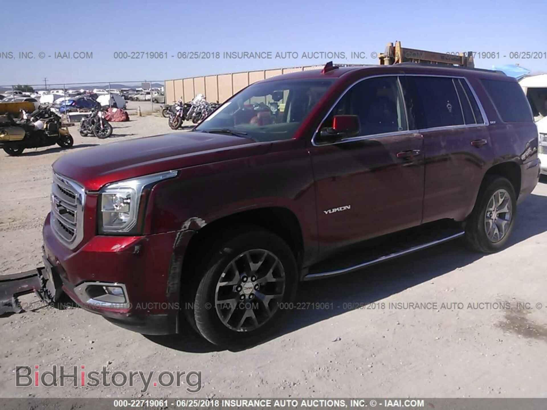 2016 Gmc Yukon - VIN: 1GKS2BKC2GR319318 - Фото 2