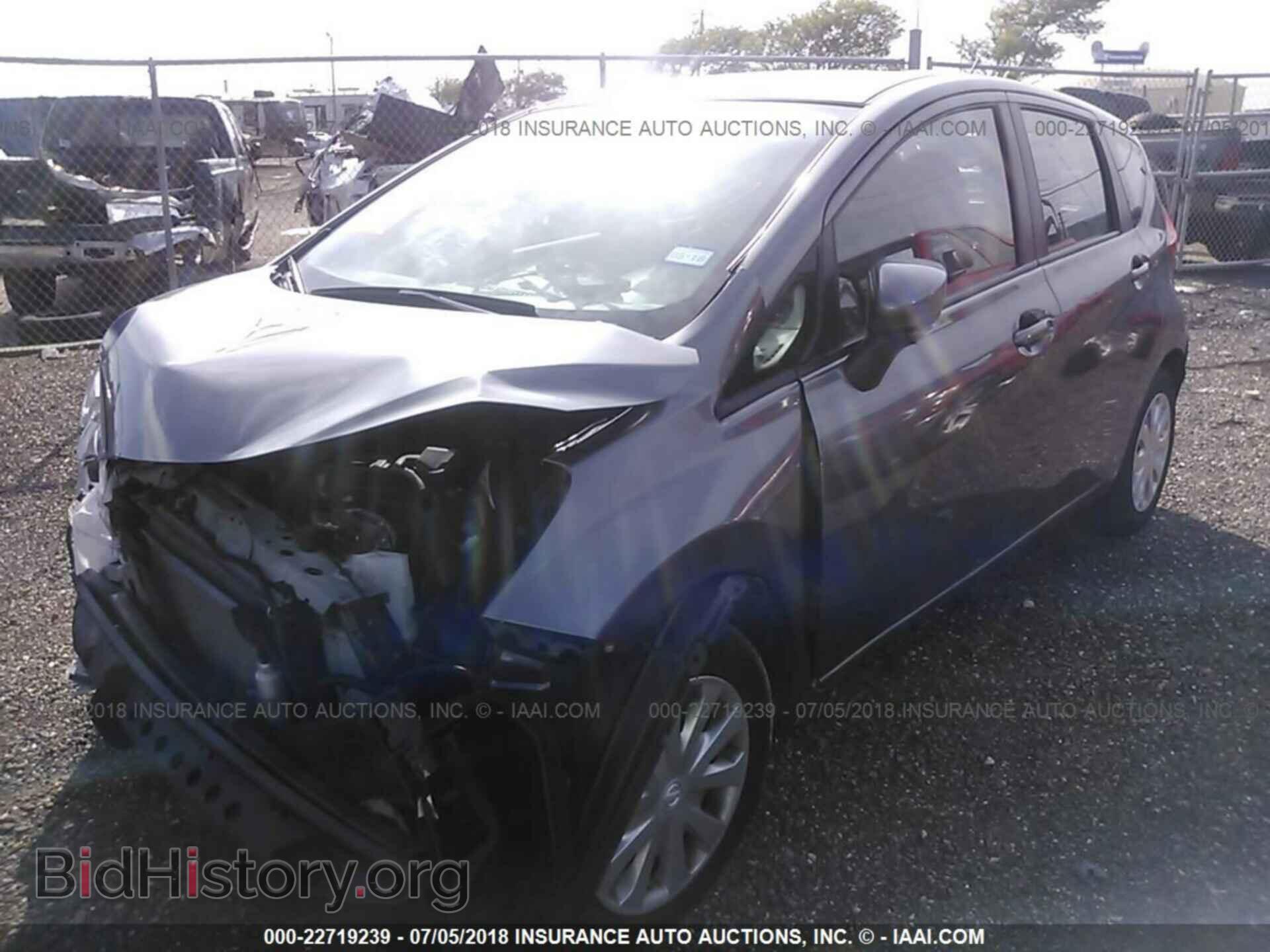 2016 Nissan Versa note - VIN: 3N1CE2CP6GL376186 - Photo 2