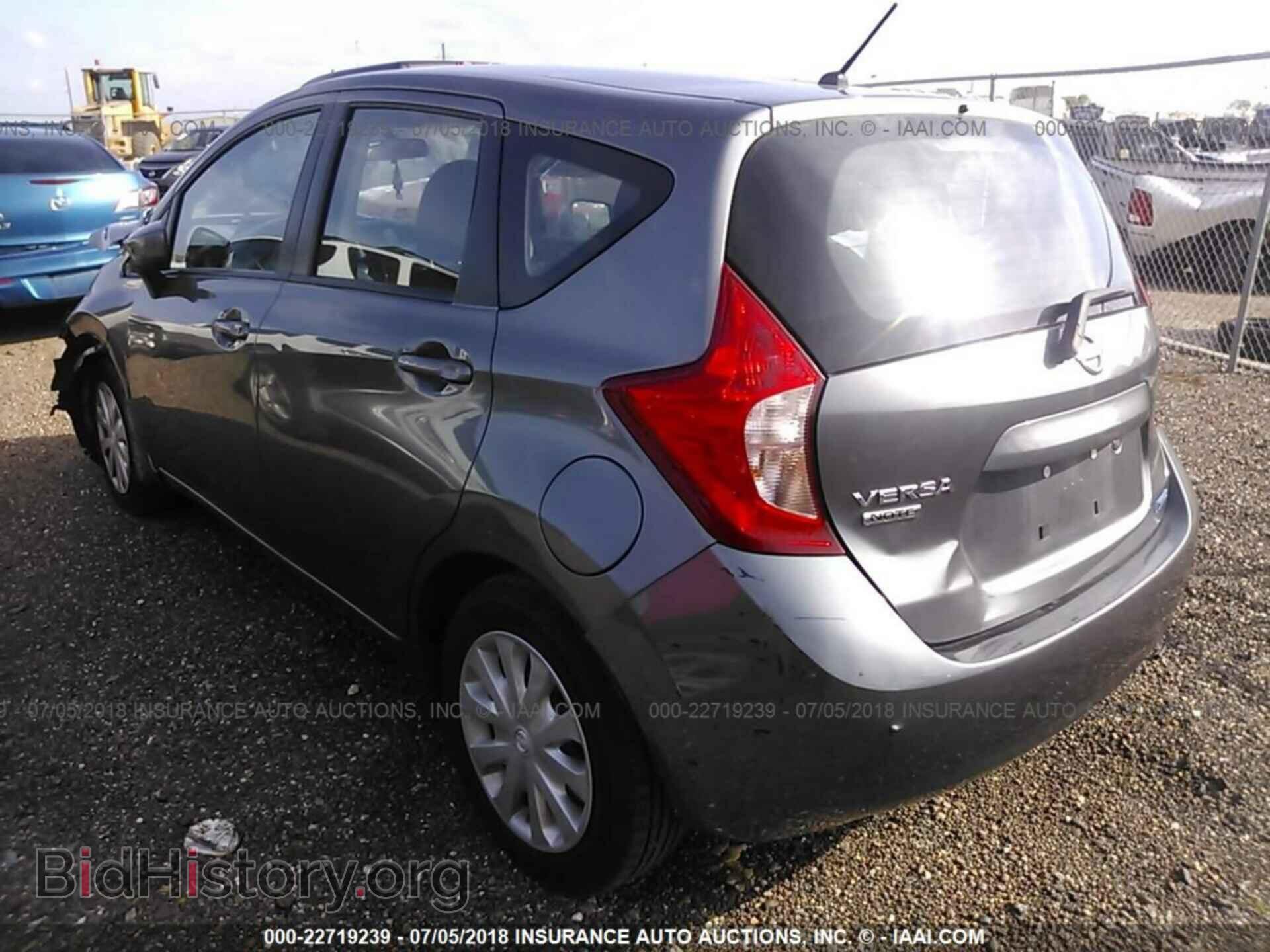 2016 Nissan Versa note - VIN: 3N1CE2CP6GL376186 - Photo 3