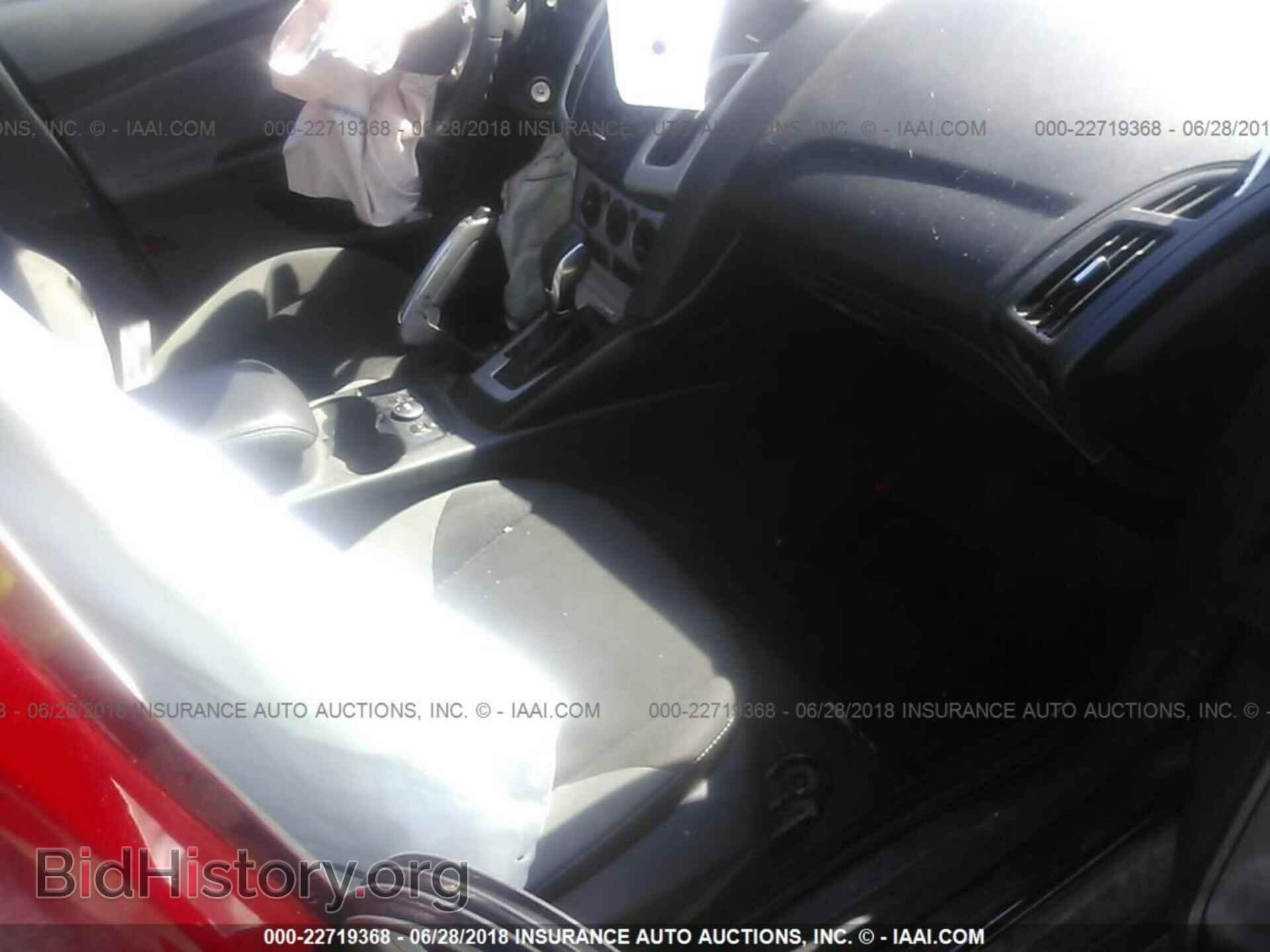 2013 Ford Focus - VIN: 1FADP3K28DL241540 - Photo 5