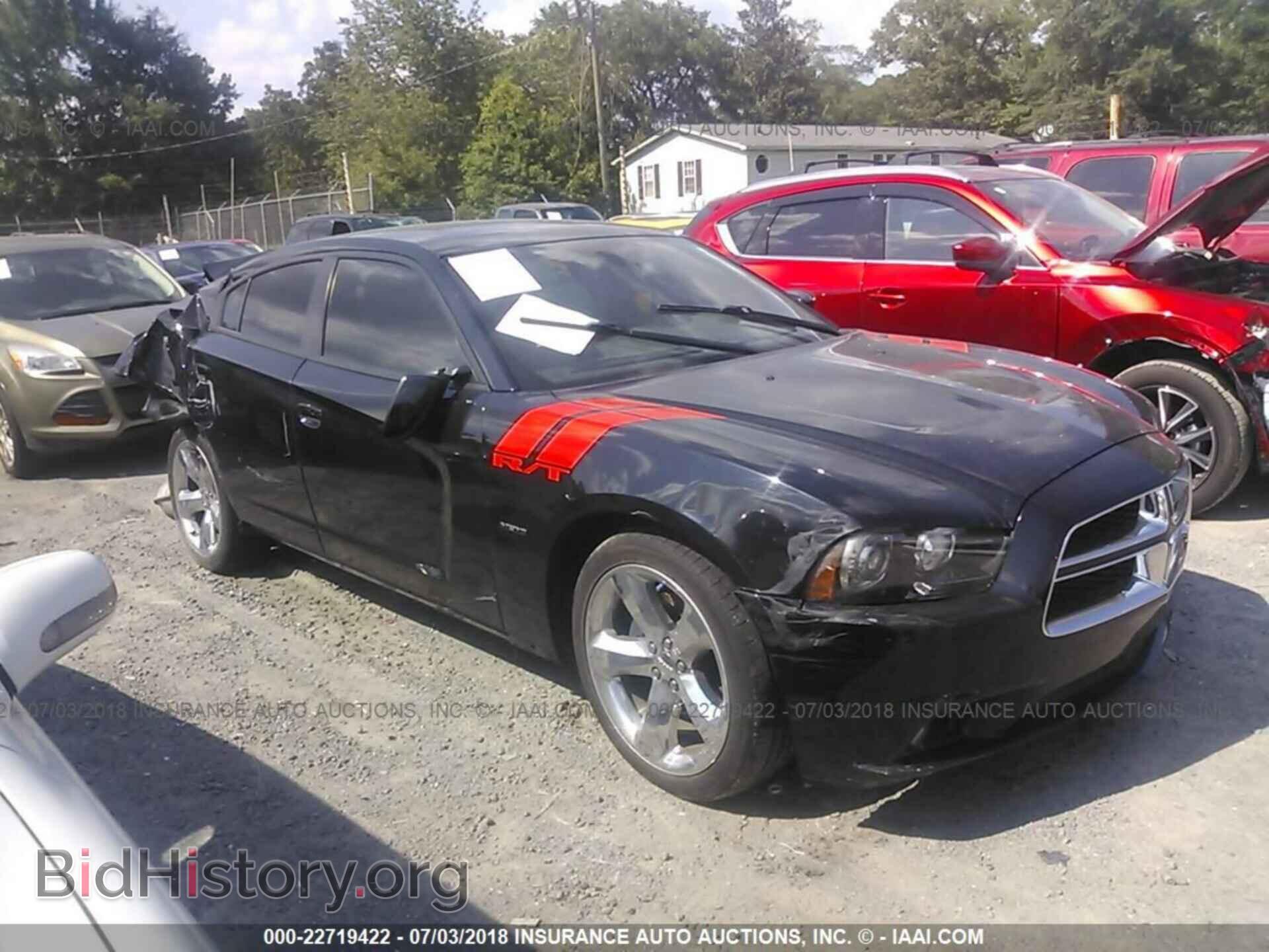 Photo 2C3CDXCT2DH552685 - Dodge Charger 2013