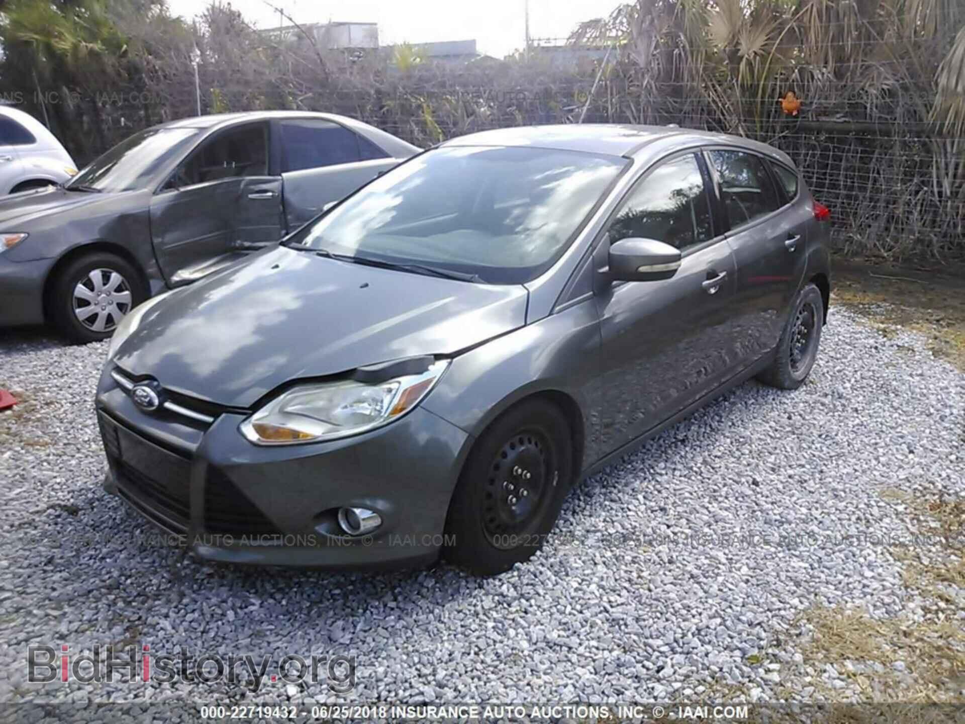 2012 Ford Focus - VIN: 1FAHP3K22CL434427 - Фото 2