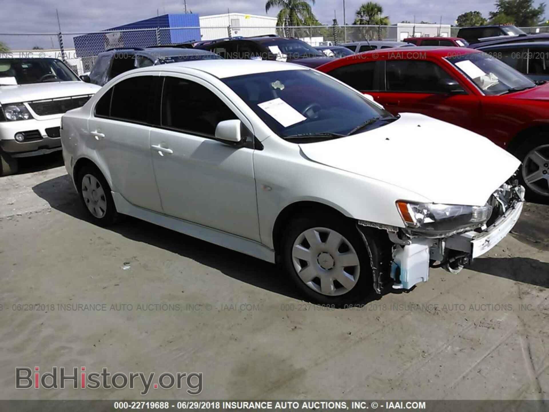 Photo JA32U2FU2BU037242 - Mitsubishi Lancer 2011