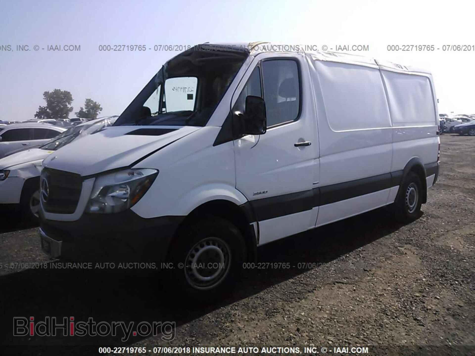 2014 MERCEDES-BENZ SPRINTER - VIN: WD3PE7DC9E5837203 - Фото 2
