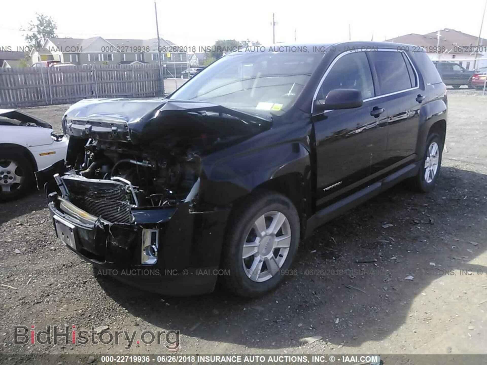 2011 Gmc Terrain - VIN: 2CTFLREC6B6466328 - Photo 2