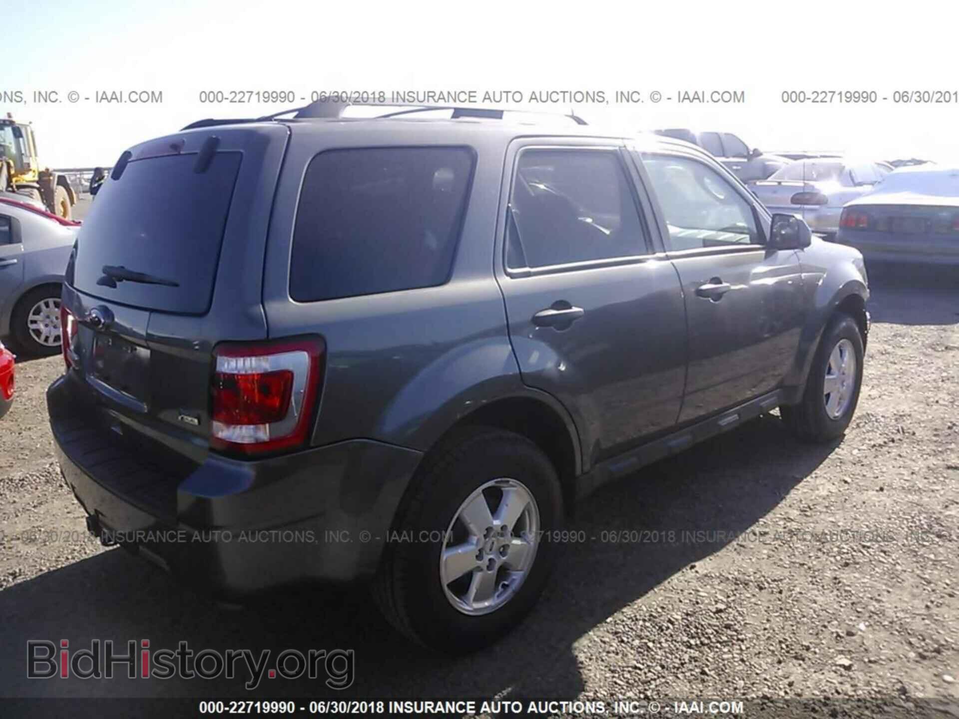 2012 Ford Escape - VIN: 1FMCU0DG1CKA19993 - Фото 4