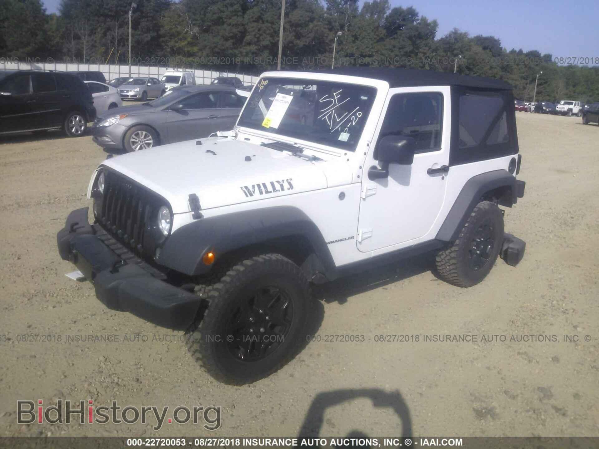 2017 Jeep Wrangler - VIN: 1C4AJWAG0HL726810 - Фото 2