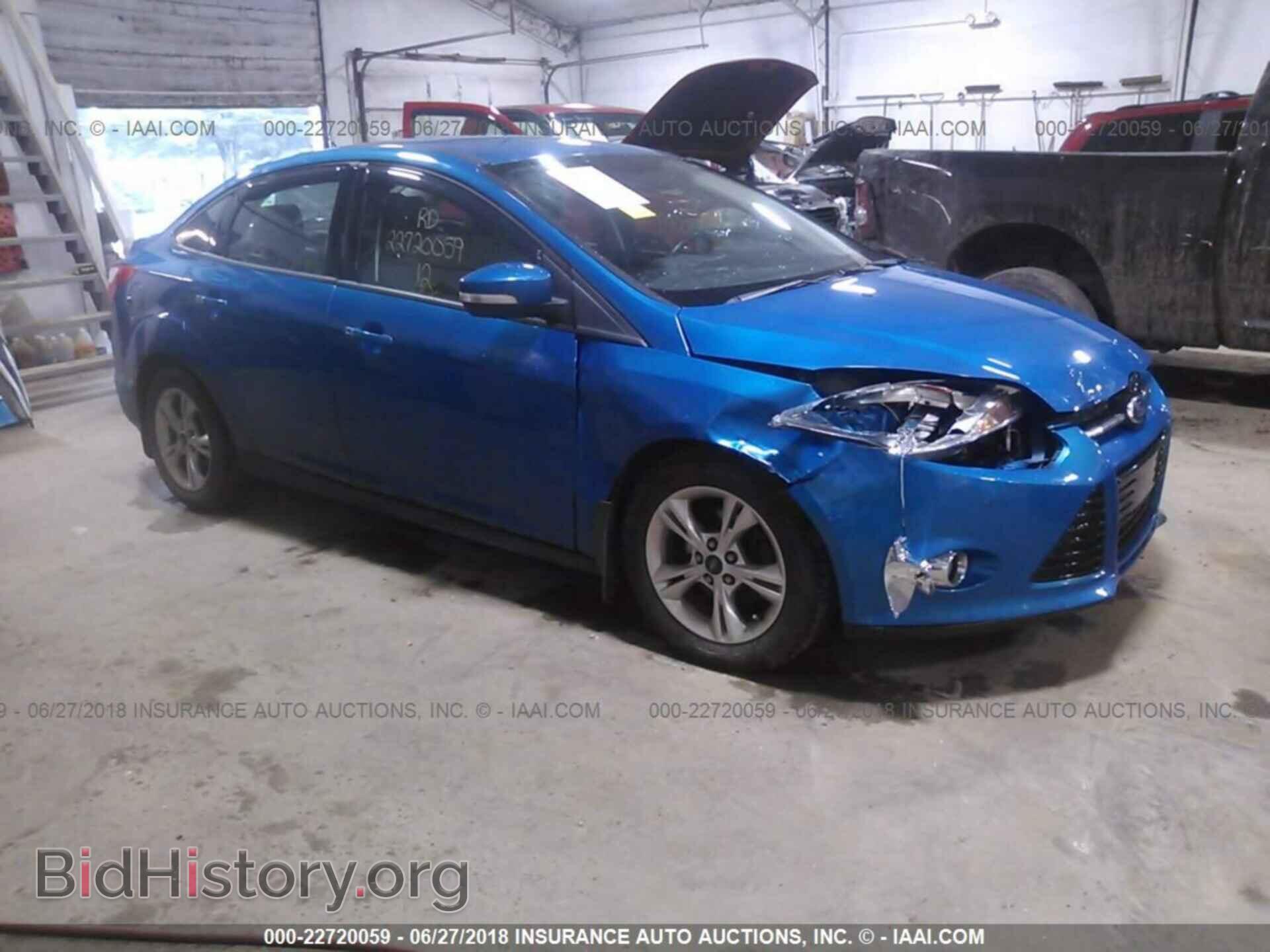 Photo 1FAHP3F24CL108316 - Ford Focus 2012