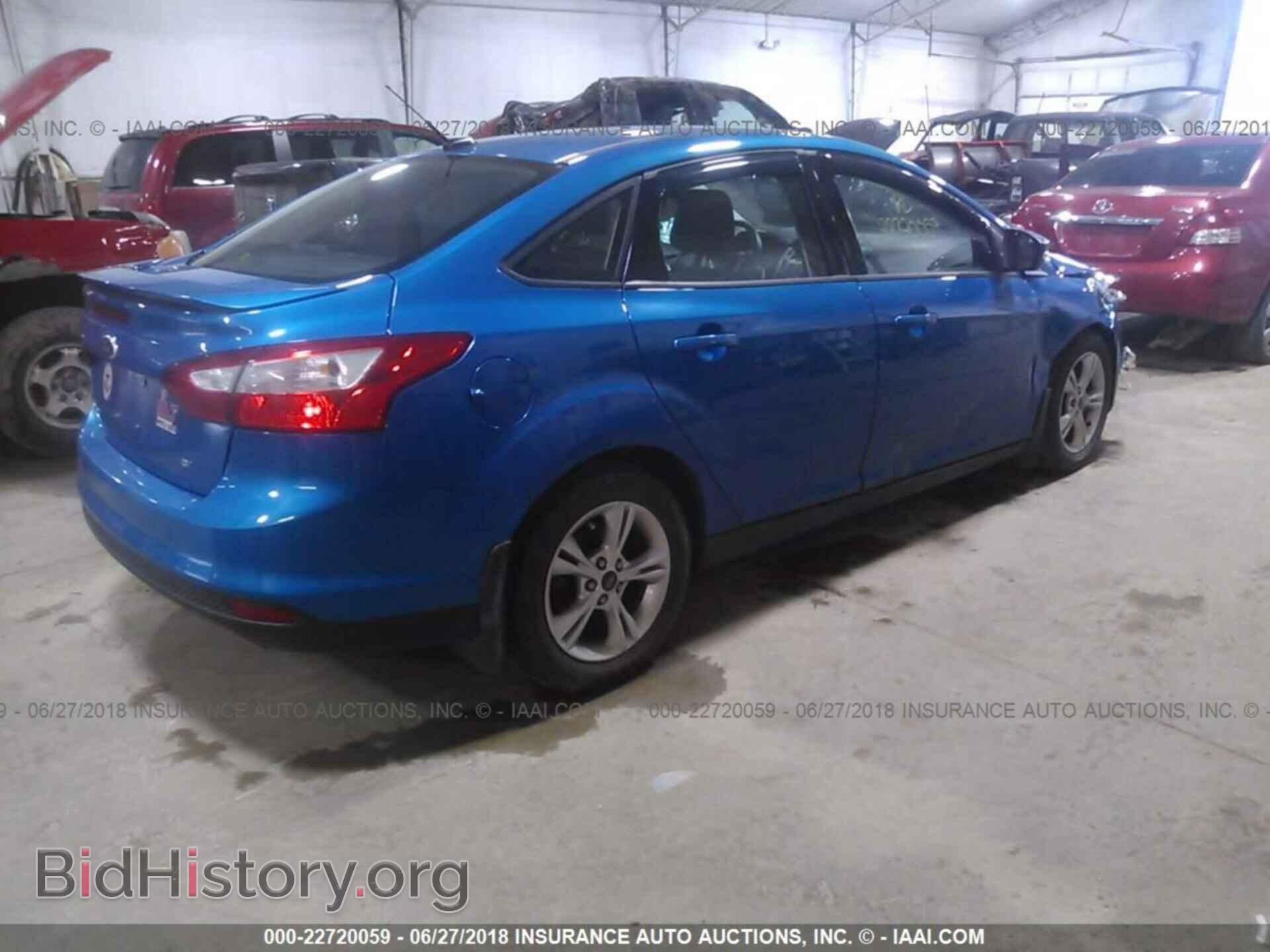 2012 Ford Focus - VIN: 1FAHP3F24CL108316 - Photo 4