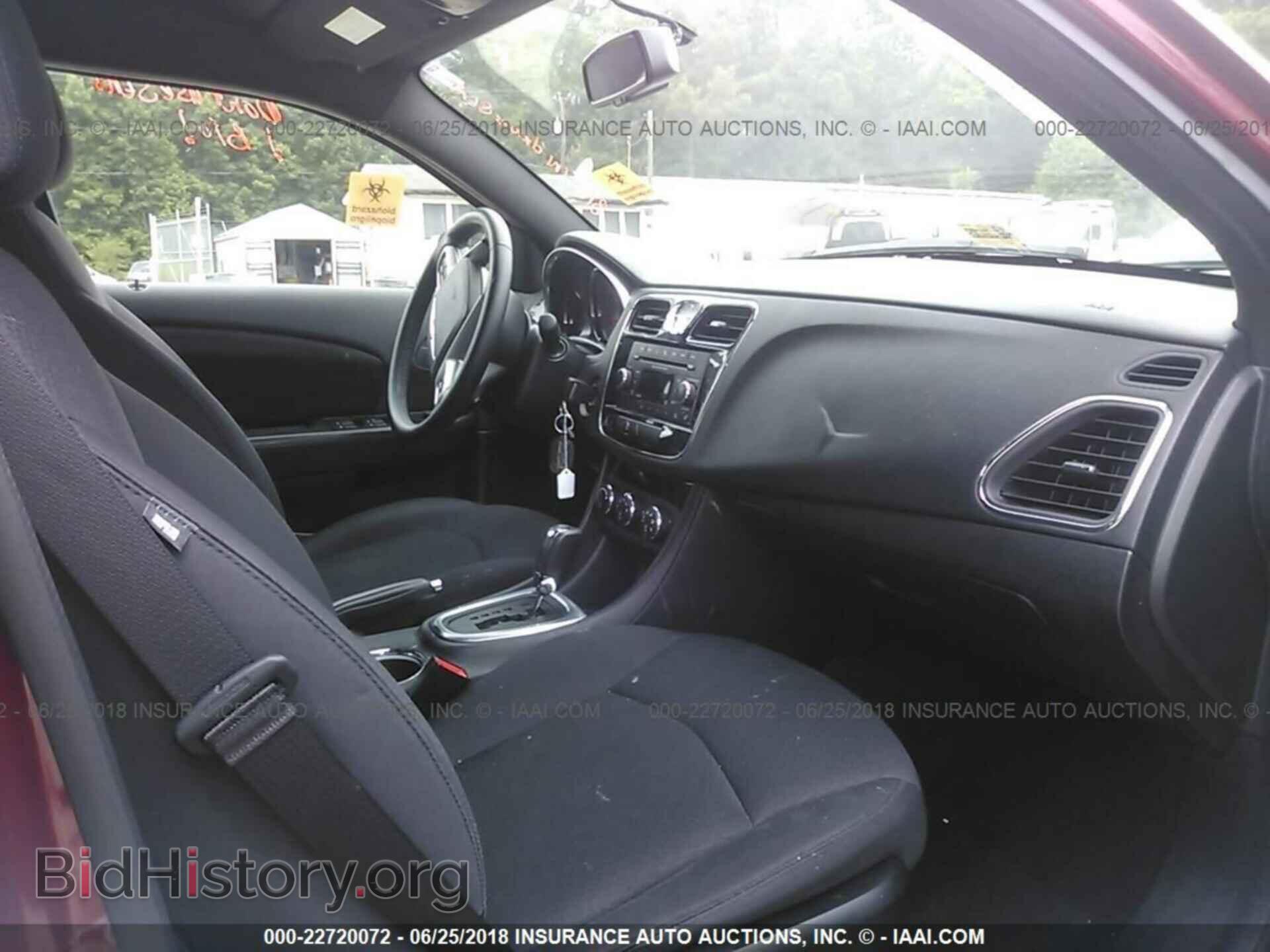 2013 Chrysler 200 - VIN: 1C3CCBBGXDN720106 - Фото 5